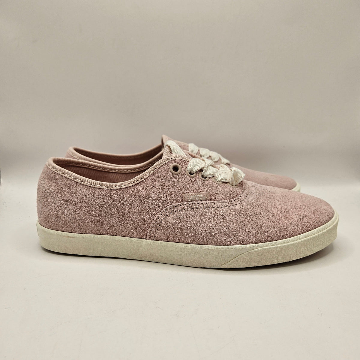 VANS WOMEN'S 8 AUTHENTIC LX 44 RARE HAIRY SUEDE LIGHT ROSE PINK SKATE SHOES NWOB