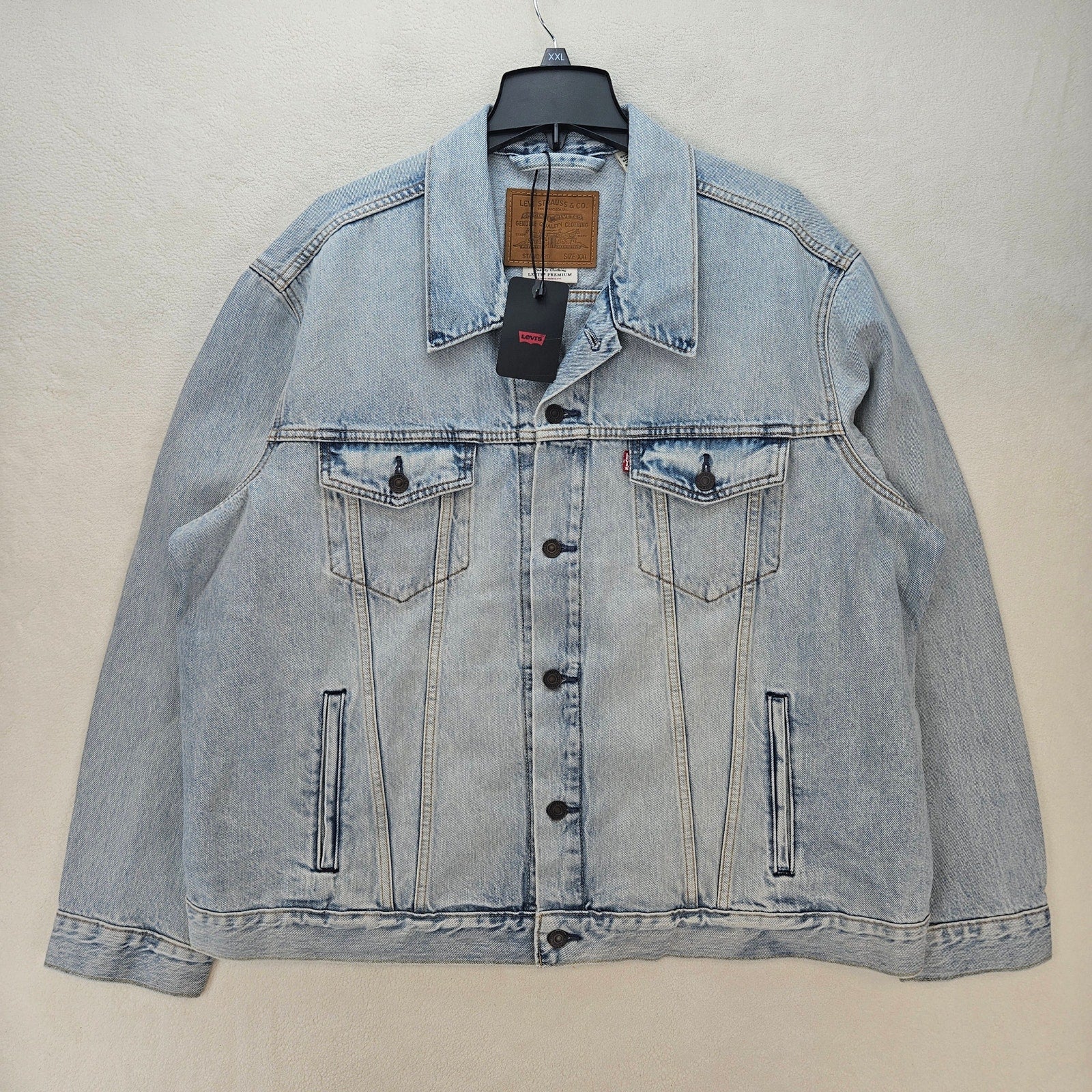 LEVI'S MEN'S XXL PREMIUM TRUCKER JACKET NWT LIGHT WASH