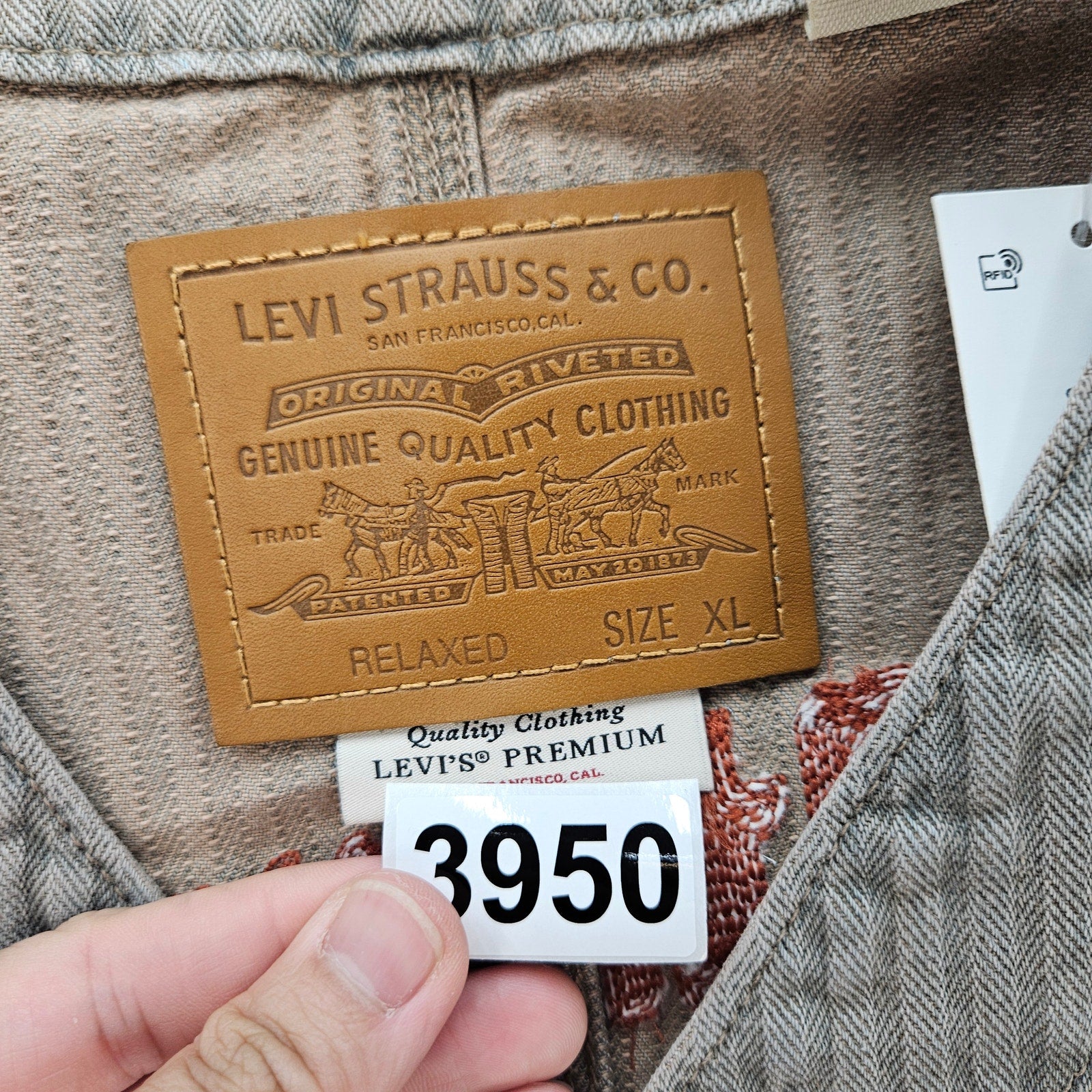 LEVI'S MENS XL UNION ENGINEER CARDIGAN UNIFORM BADGE TAN NWT