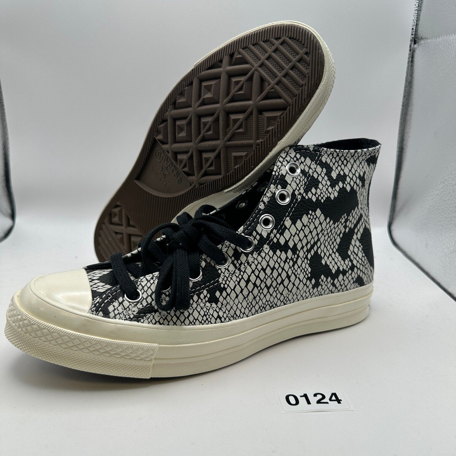CONVERSE Women's 10 Digital Daze Leather 1970s High Top Sneaker