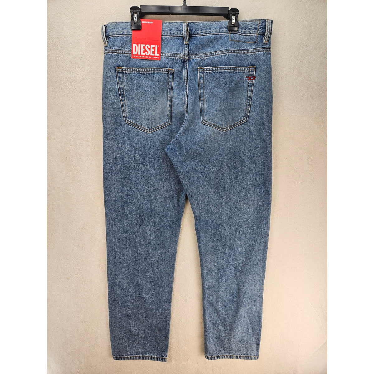 DIESEL MEN'S 36X32 D-VIKER L32 JEANS LIGHT WASH STRAIGHT LEG DENIM PANTS NWT