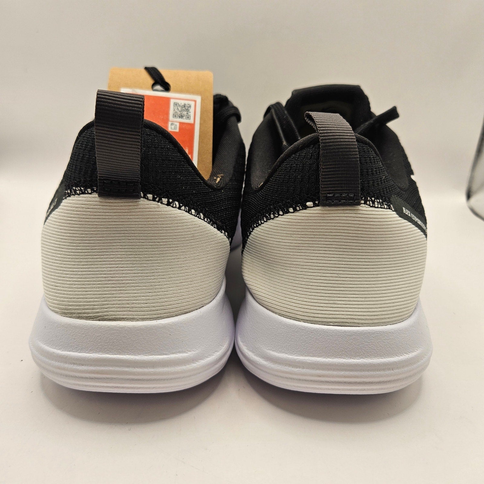NIKE MEN'S 11 FLEX EXPERIENCE RUN 12 BLACK WHITE NWOB DV0740-004