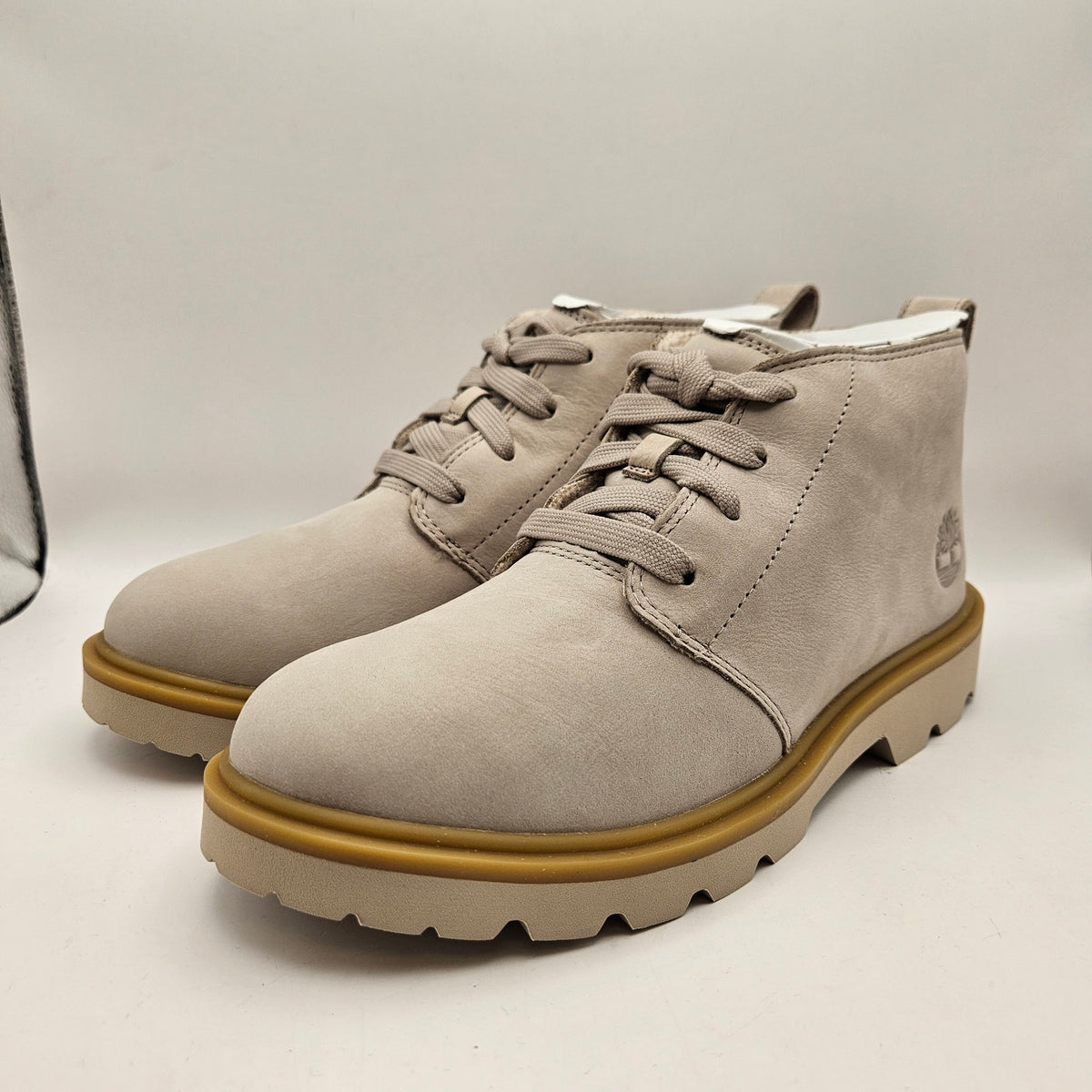 TIMBERLAND WOMEN'S 8 ROWAN WAY MID WARM LINED CHUKKA BOOT LT TAUPE NUBUCK NIB