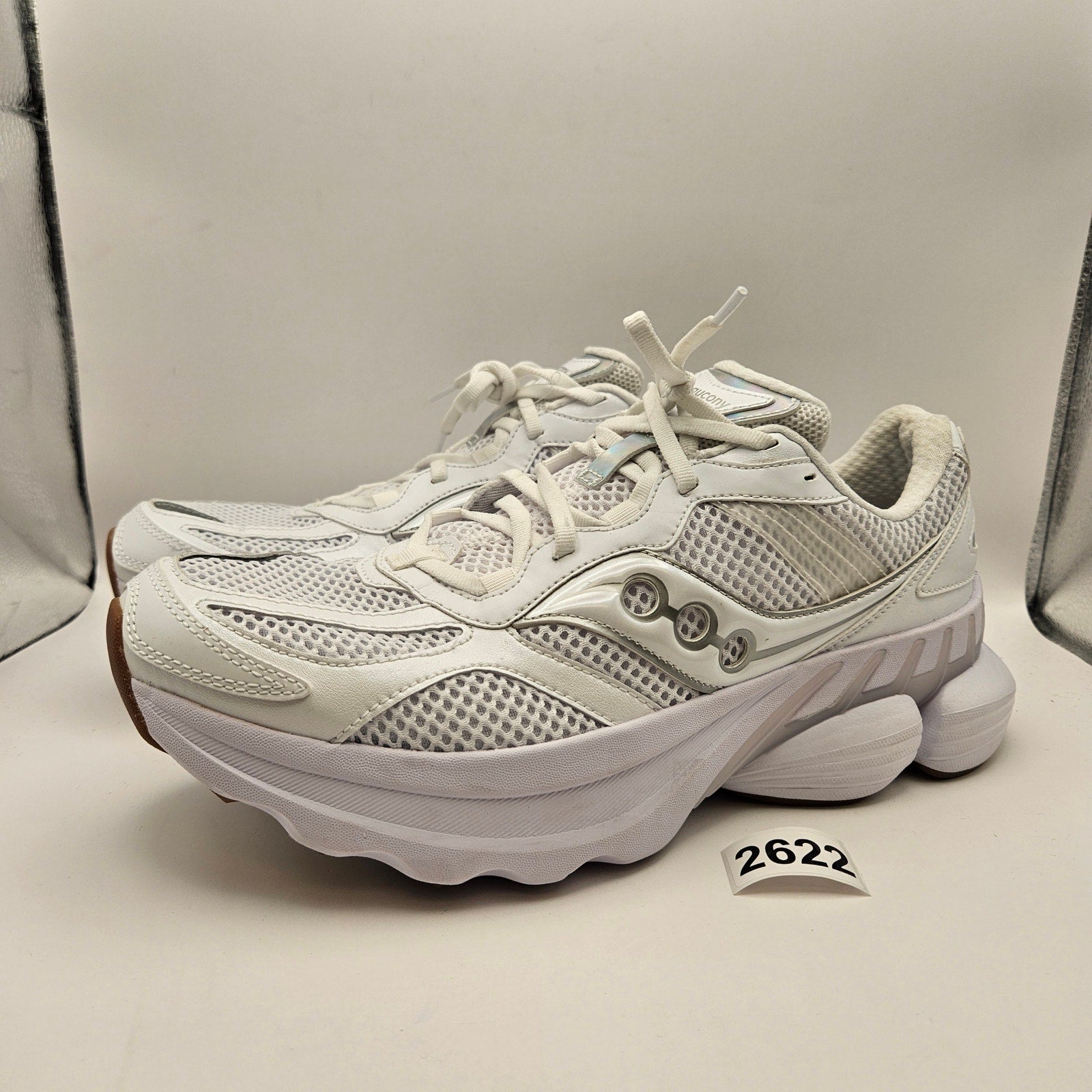 SAUCONY MEN'S 10.5 GRID NXT WHITE RUNNING SNKR S70797-4 NWOB