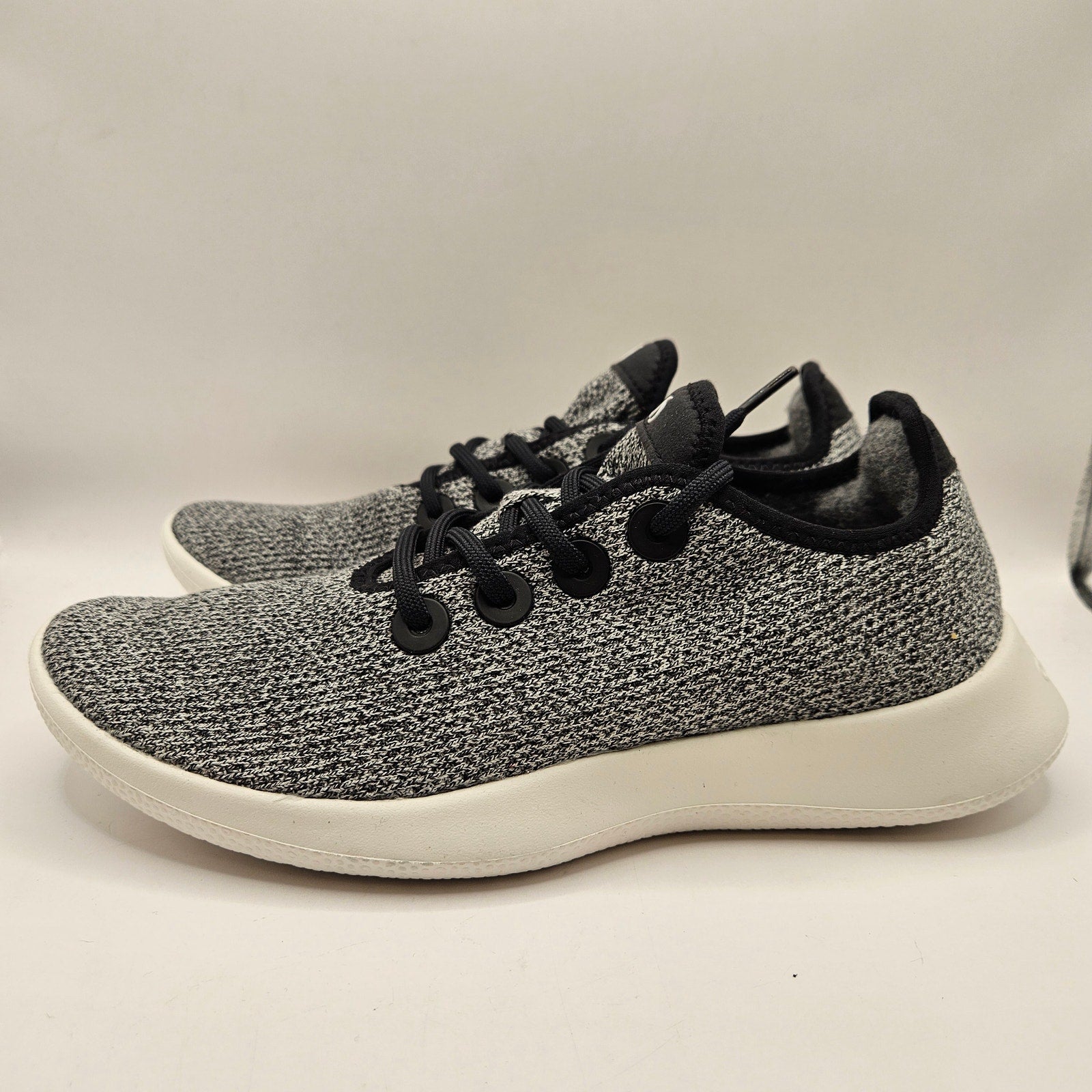 ALLBIRDS MEN'S 8 TR TREE RUNNERS DARK GRAY BLACK SNEAKERS NWOB