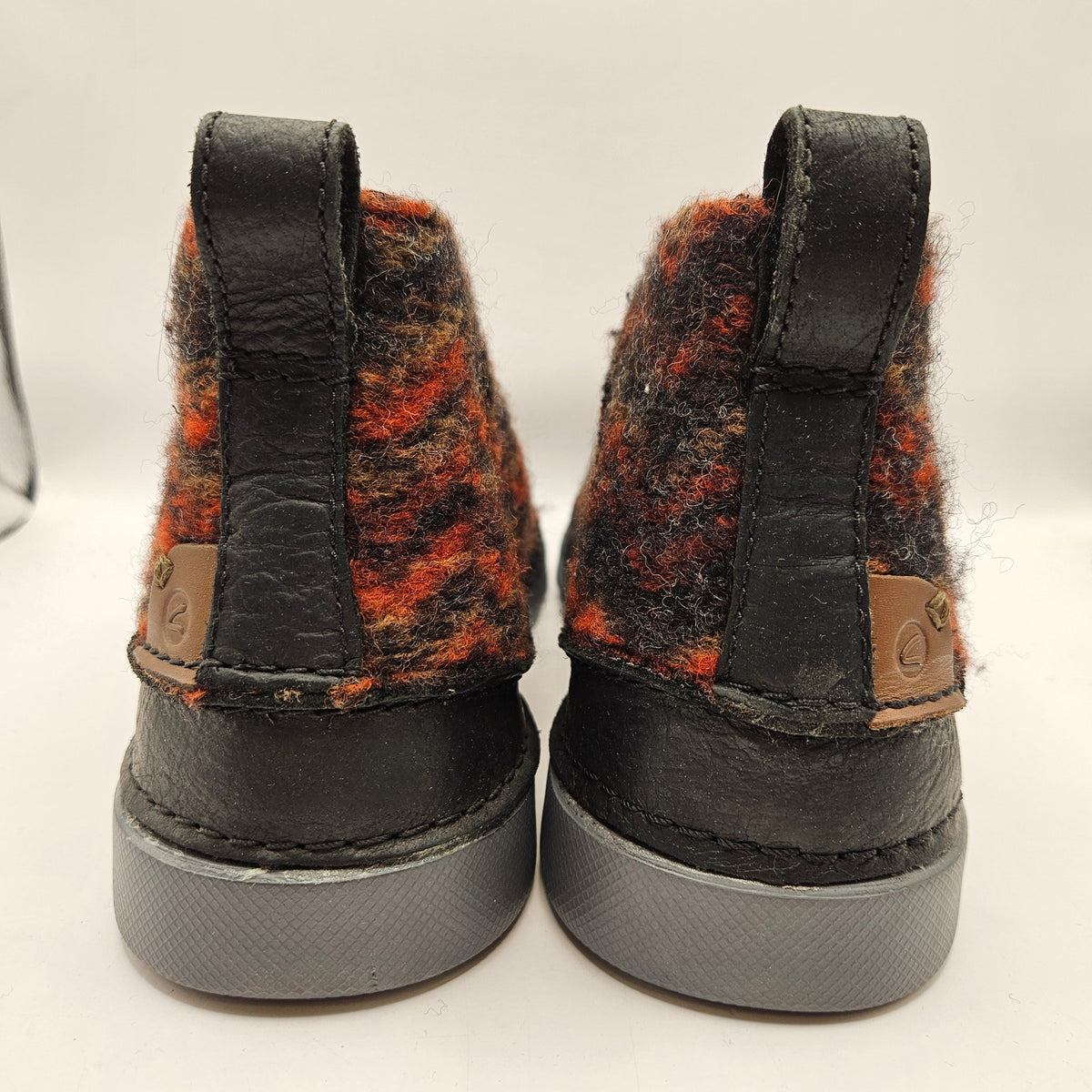 CLARKS MEN'S 9.5 GERALD ANKL BOOT SLIPPERS ORTHOLITE CHELSEA WOOL