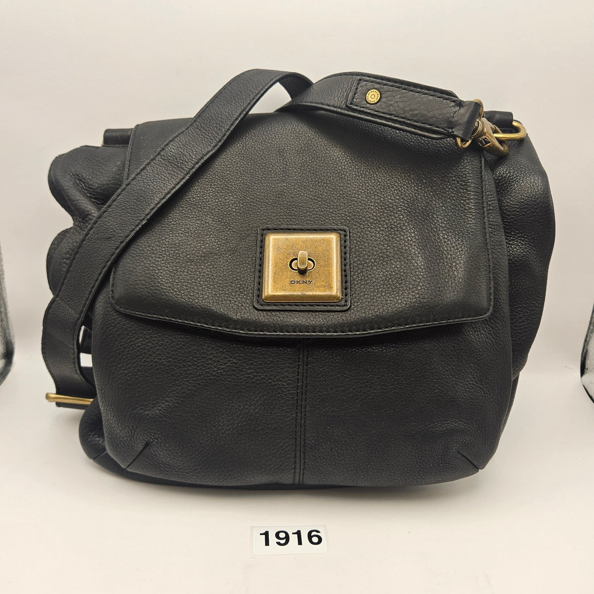 DKNY Y2K VINTAGE SOFT LEATHER SHOULDER BAG TURNLOCK NEW WITH TAG RARE CONDITION