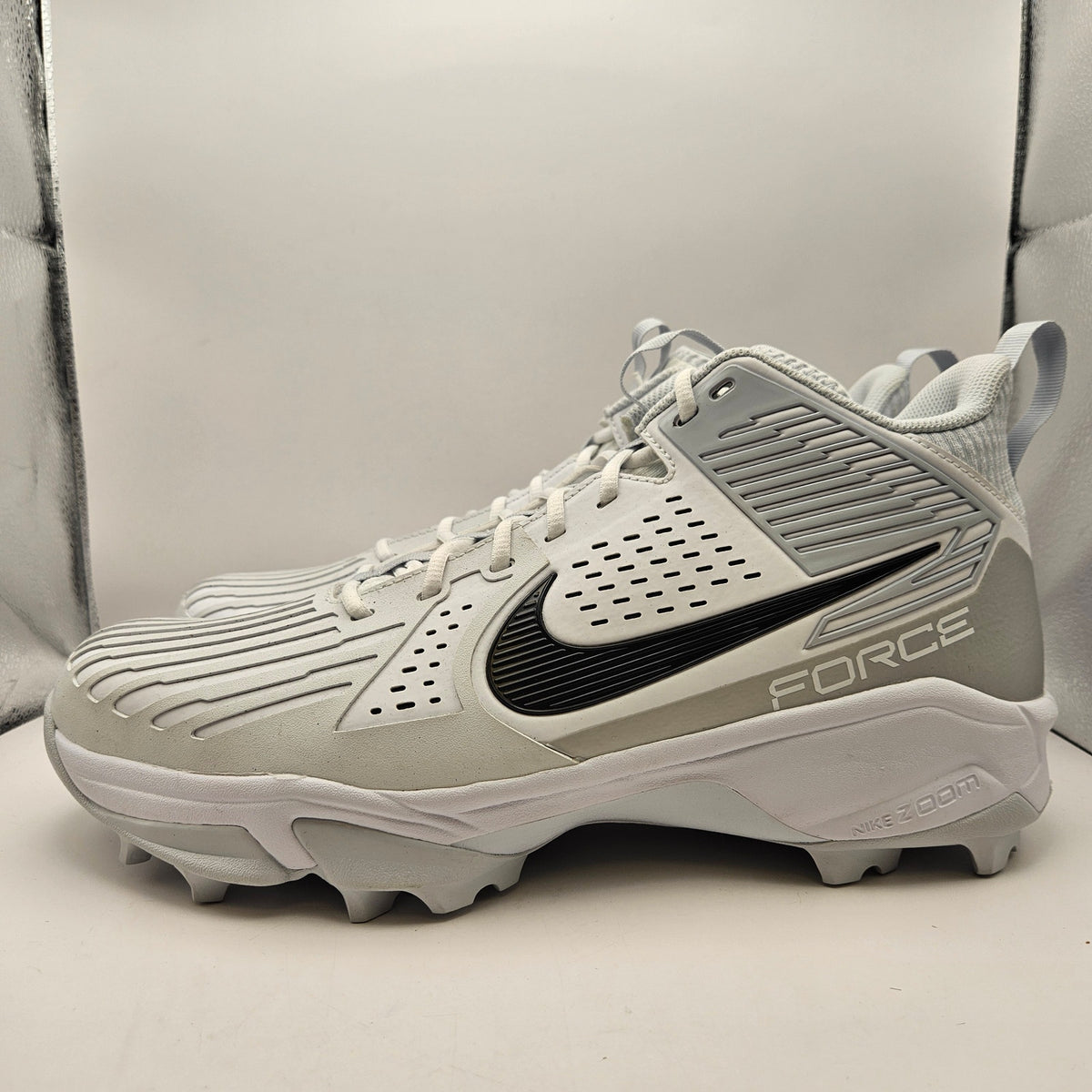 NIKE MEN'S 16 SAVAGE PRO 3 SHARK FOOTBALL CLEATS WHITE FJ8163-105 NWOB