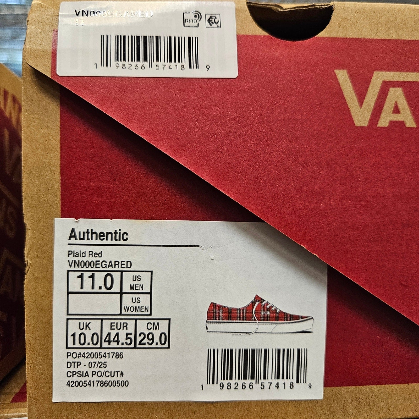 VANS MEN'S 11 AUTHENTIC LOW TOP SNEAKER PLAID RED NIB VN000EGARED