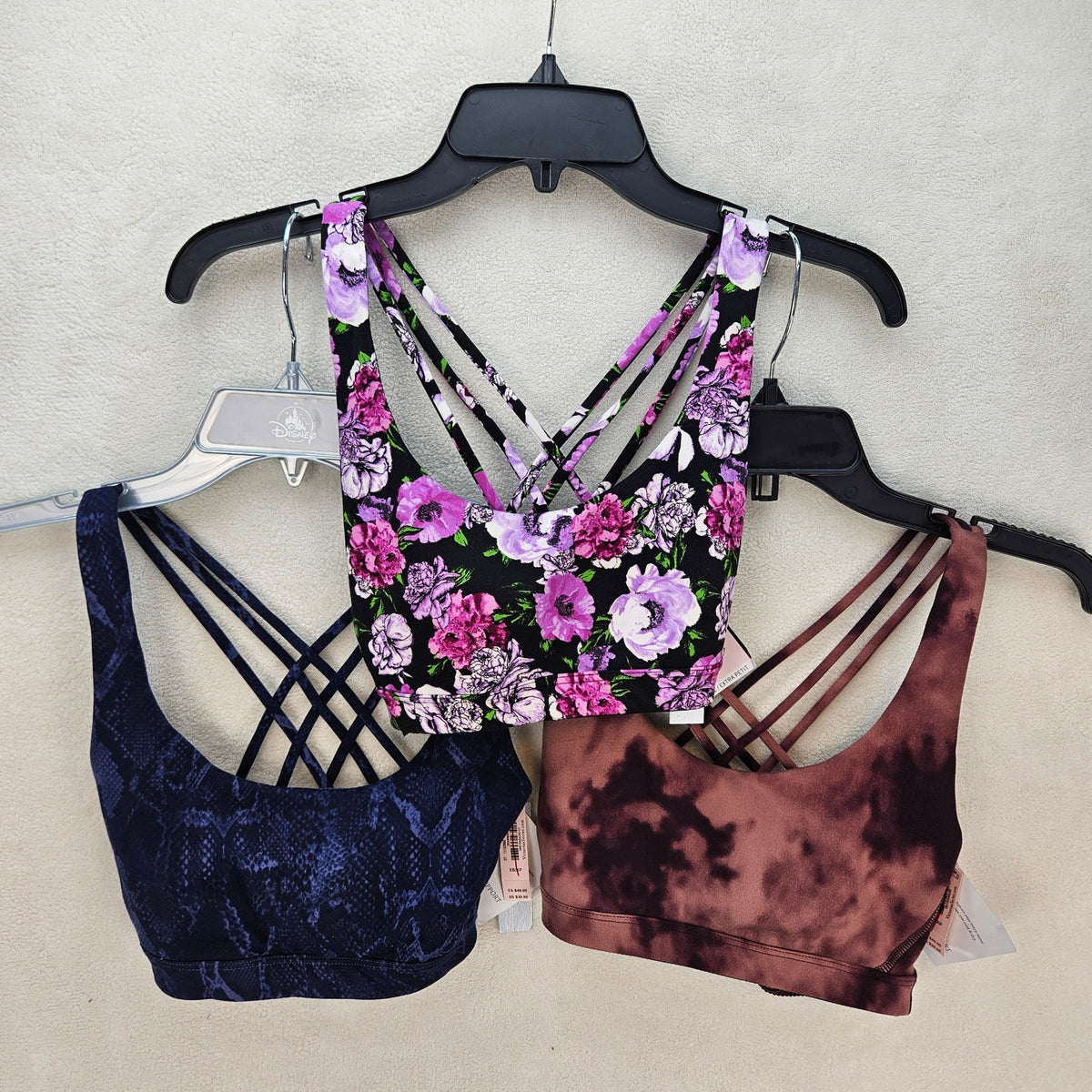 LOT OF 3 - VICTORIA'S SECRET WOMEN'S XS FLOW ON POINT BRA NWT