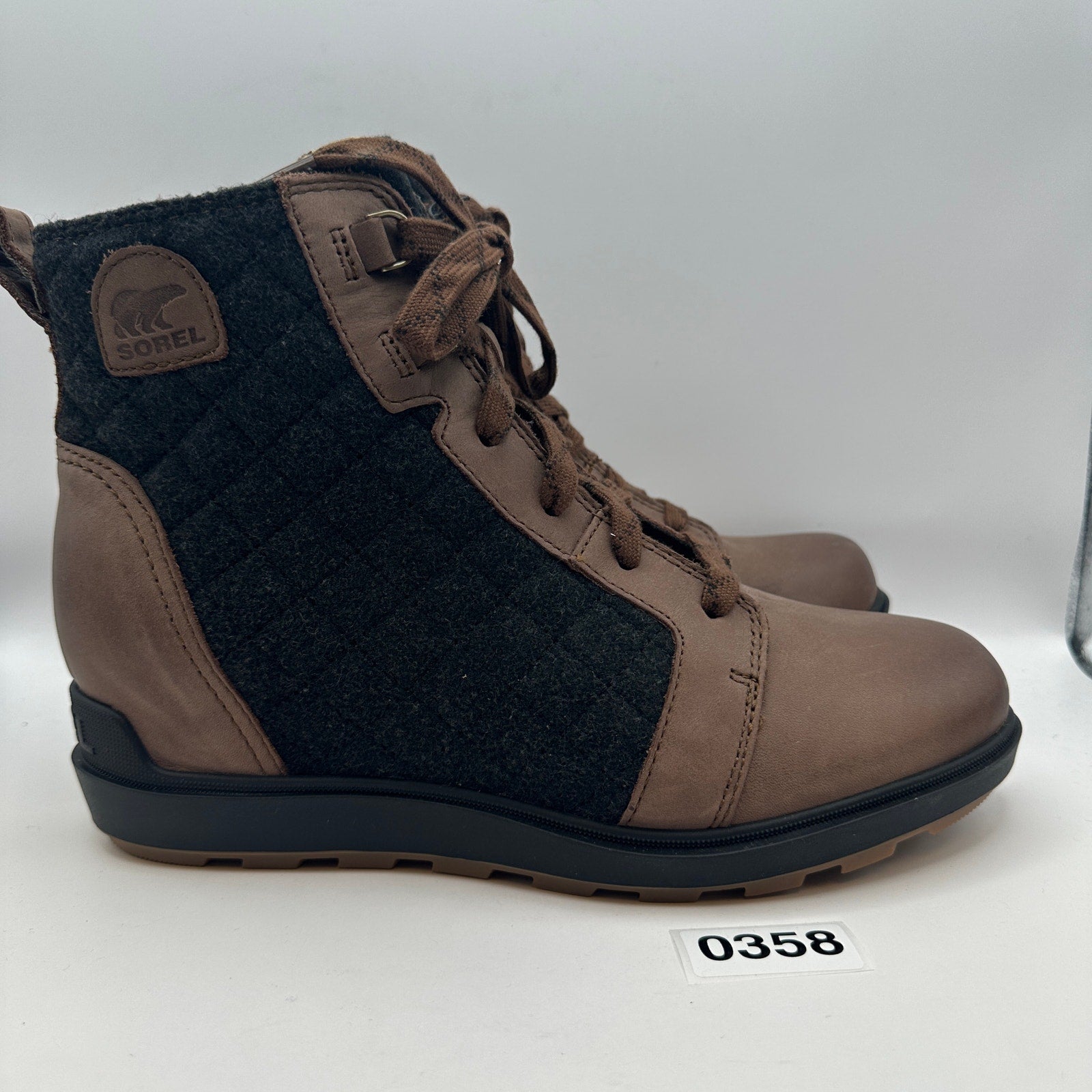 SOREL Women's 11 Evie II Lace Plus WP Tobacco/Black Boots
