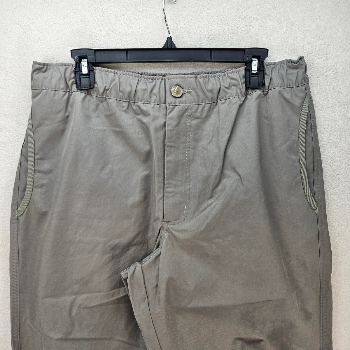 NIKE MEN'S MEDIUM TECH WOVEN PANTS LIGHT ARMY GREEN HJ0647-320 NWT