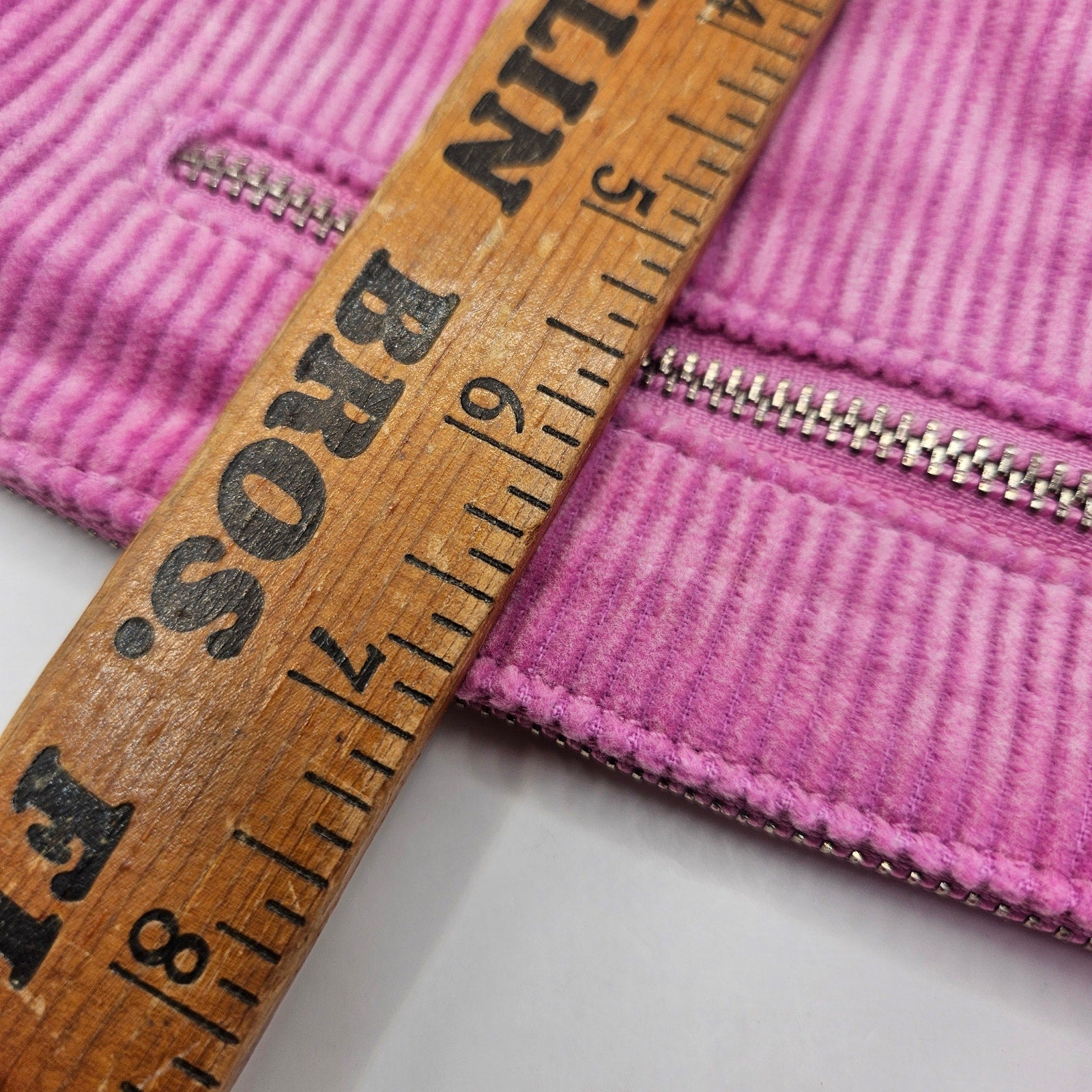 URBAN OUTFITTERS BDG PINK CORDUROY MAKE-UP BAG ZIPPERED NWT
