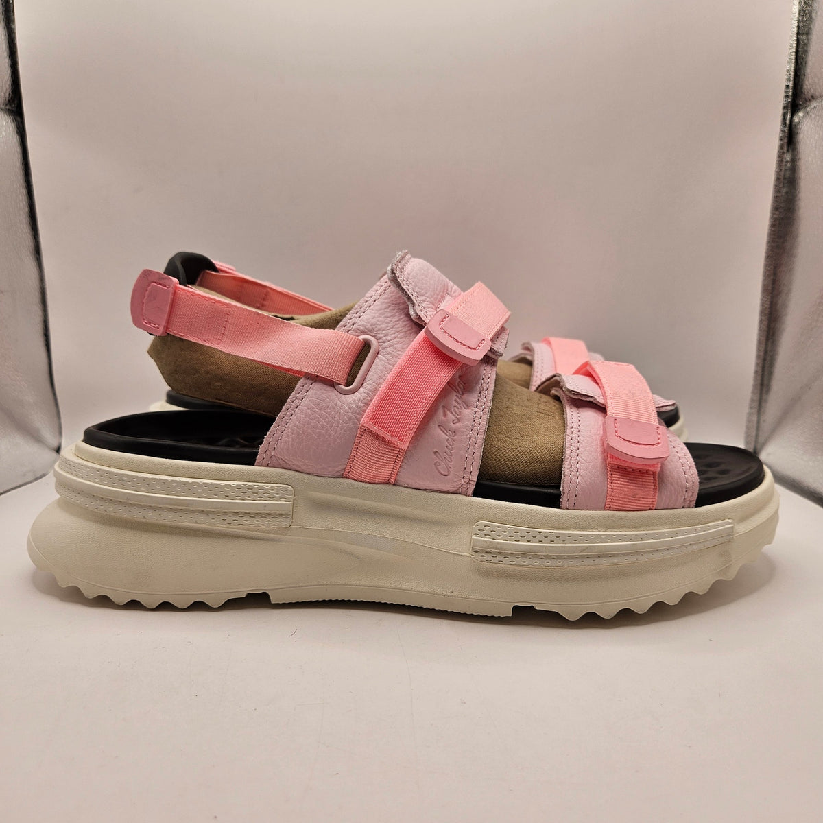 CONVERSE WOMEN'S 12 RUN STAR UTILITY CX PLATFORM SANDAL PINK WHITE A15095C