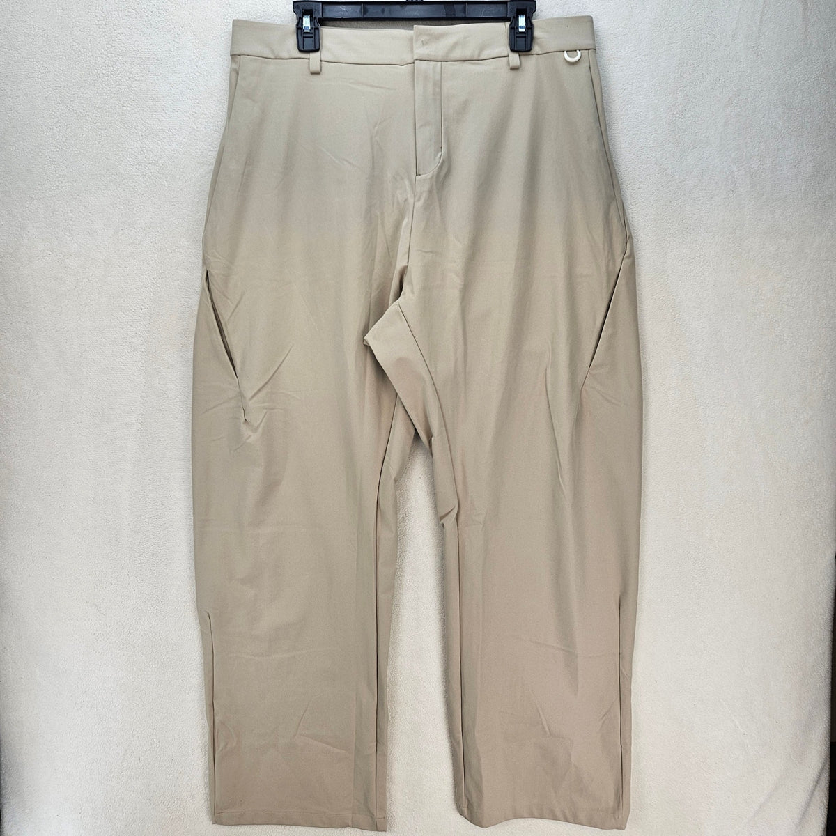 NIKE MEN 34X32 KHAKI BEIGE DRI FIT TRANING PANTS STRETCH ATHLETIC NWT HV0377-253