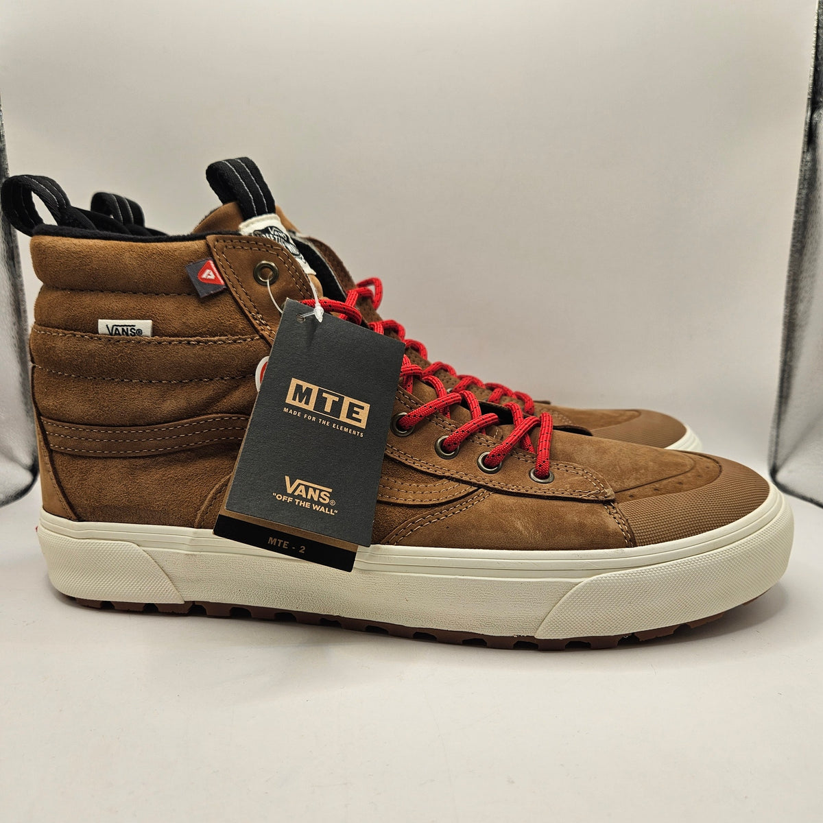 VANS MEN'S 13 SK8-HI MTE CHIPMUNK MARSHMALLOW SUEDE HIGH TOP SNEAKER