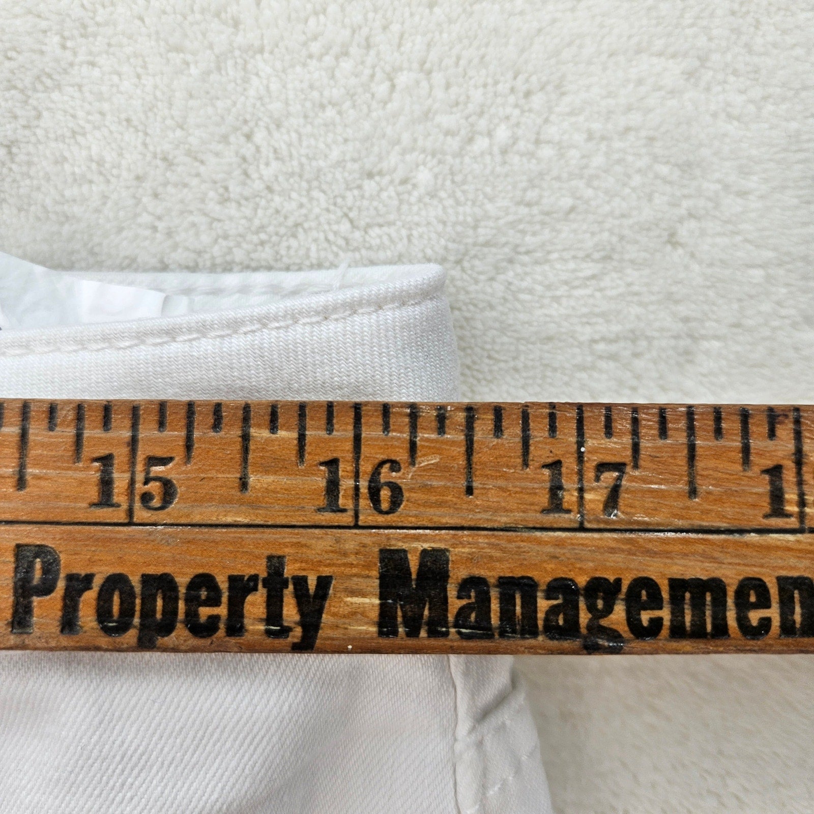 LEE WOMEN'S 12 MEDIUM WHITE CLASSIC FIT STRAIGHT LEG JEANS NWT