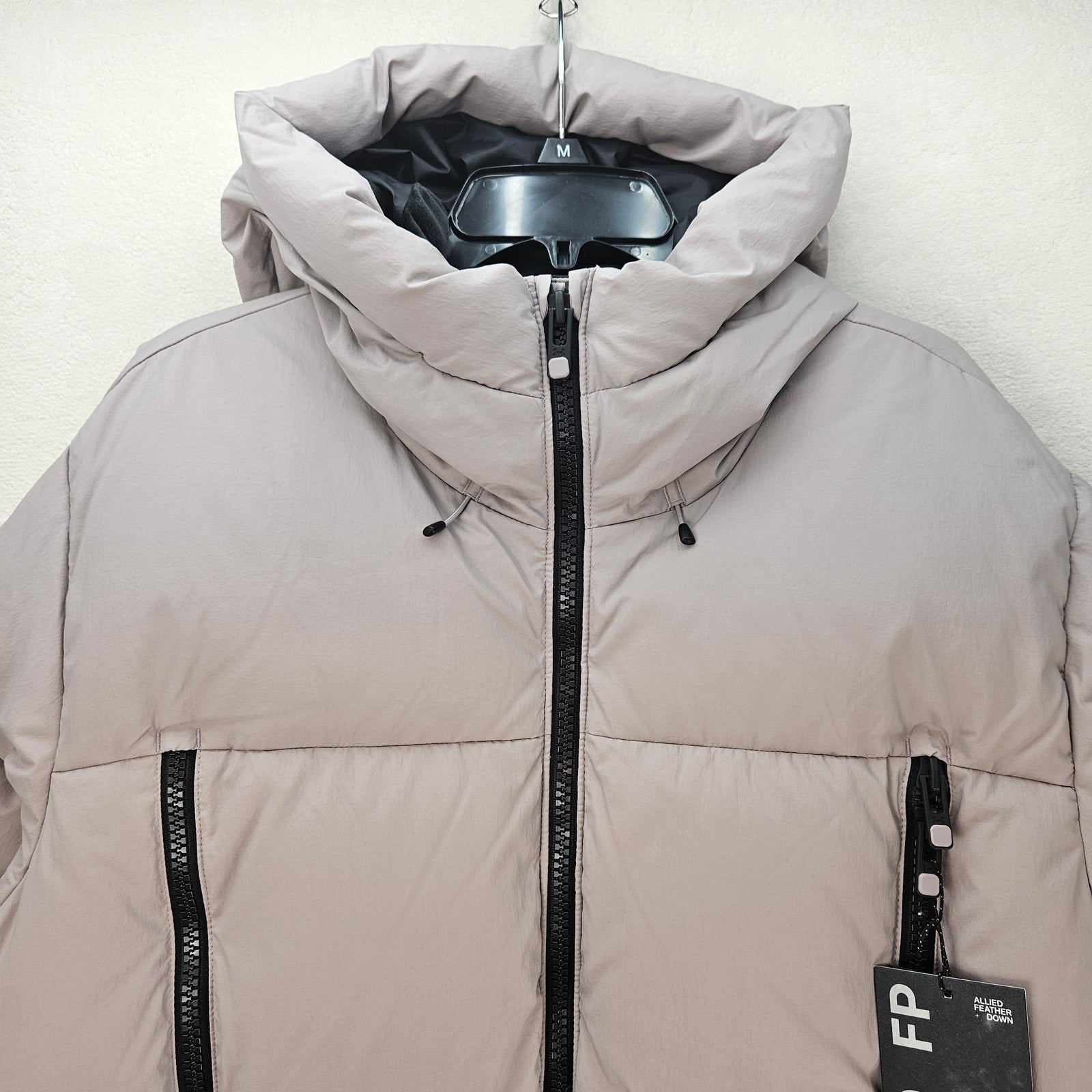 UNDER ARMOUR MEN'S XL LIMITLESS 700 FILL DOWN JACKET HOODED NWT PINK