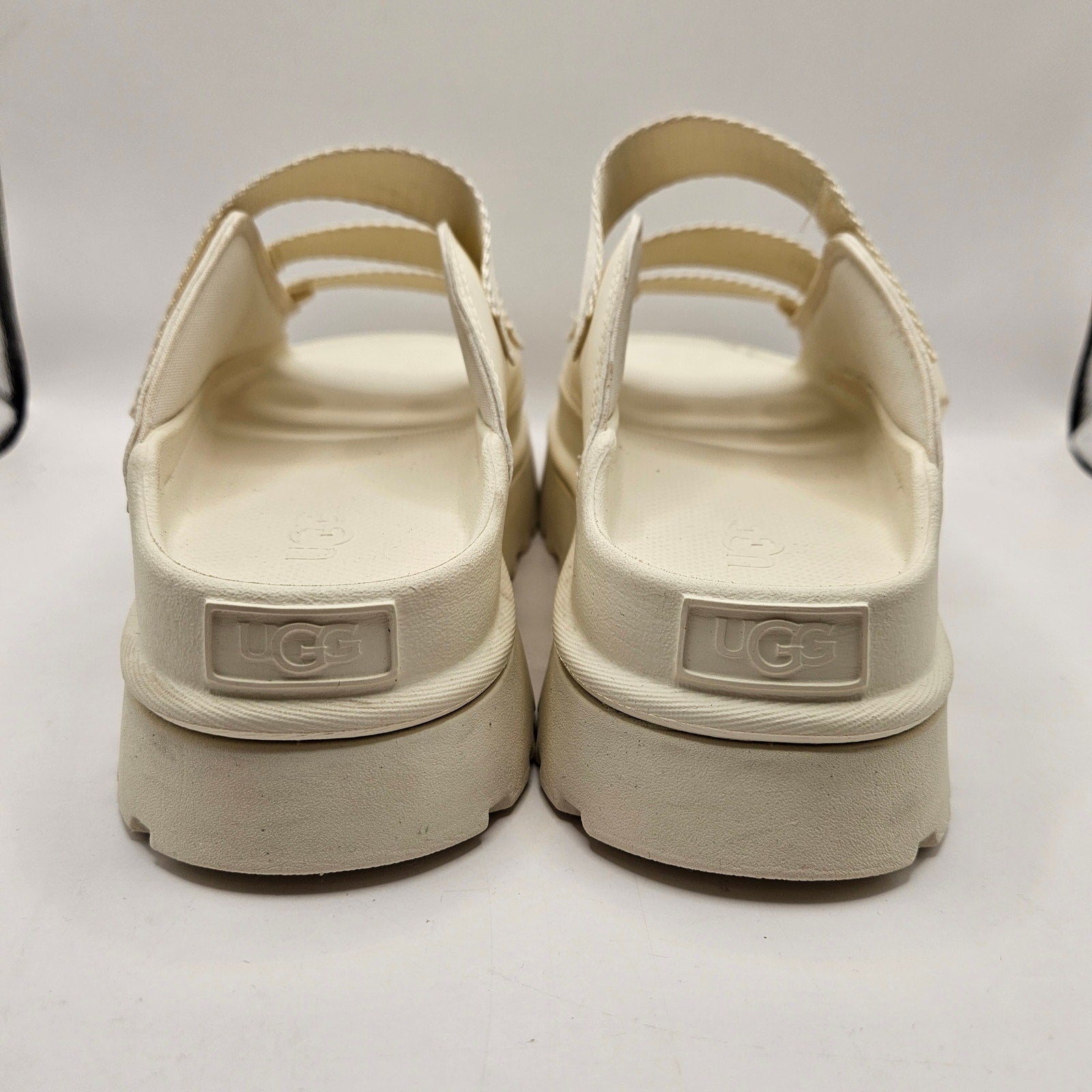 UGG WOMEN'S 11 GOLDENGLOW PLATFORM SLIDES SANDALS IN SAND NWOB 1167430