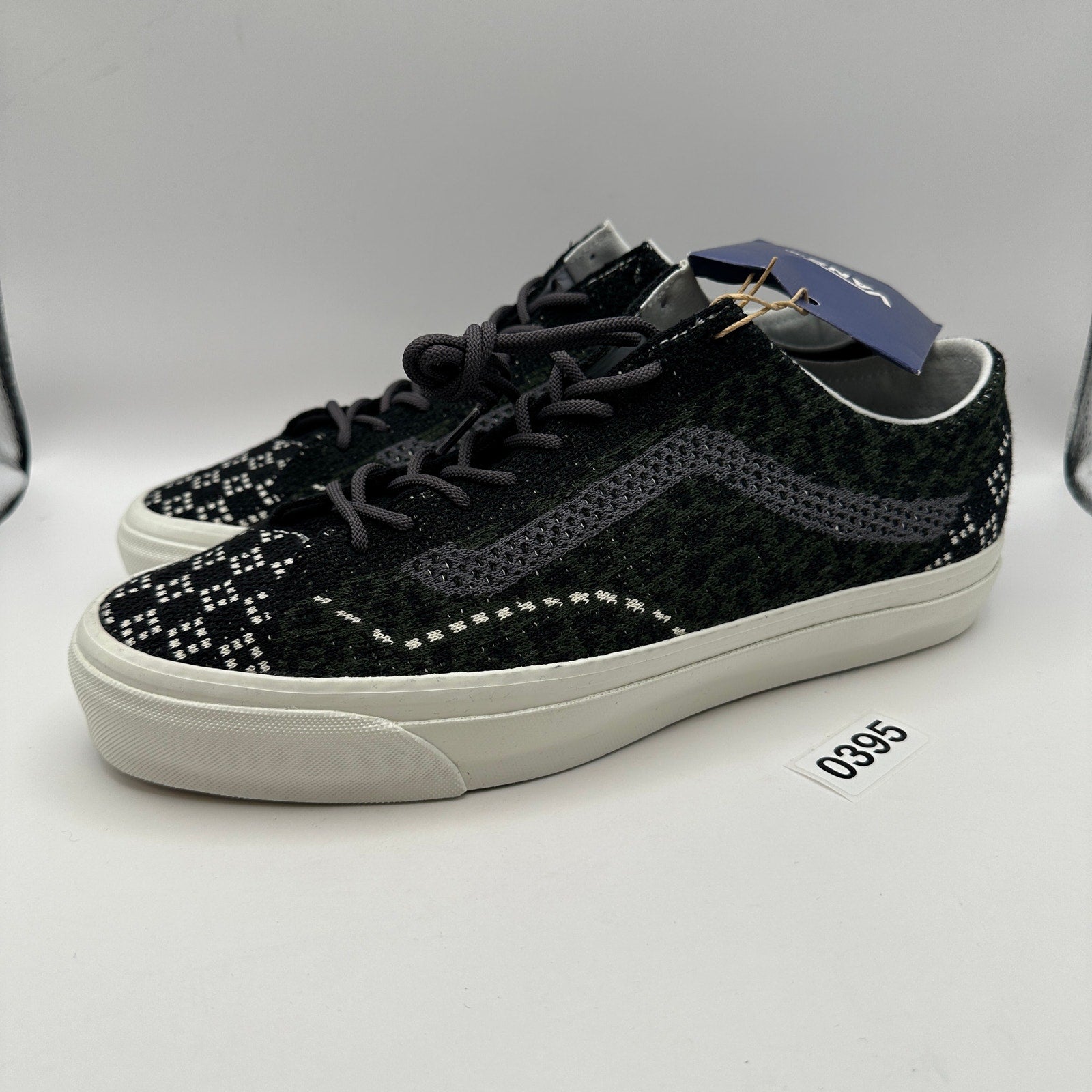 VANS Men's 11.5 PREMIUM Old Skool 36 Engineered Knit Black/Green/White