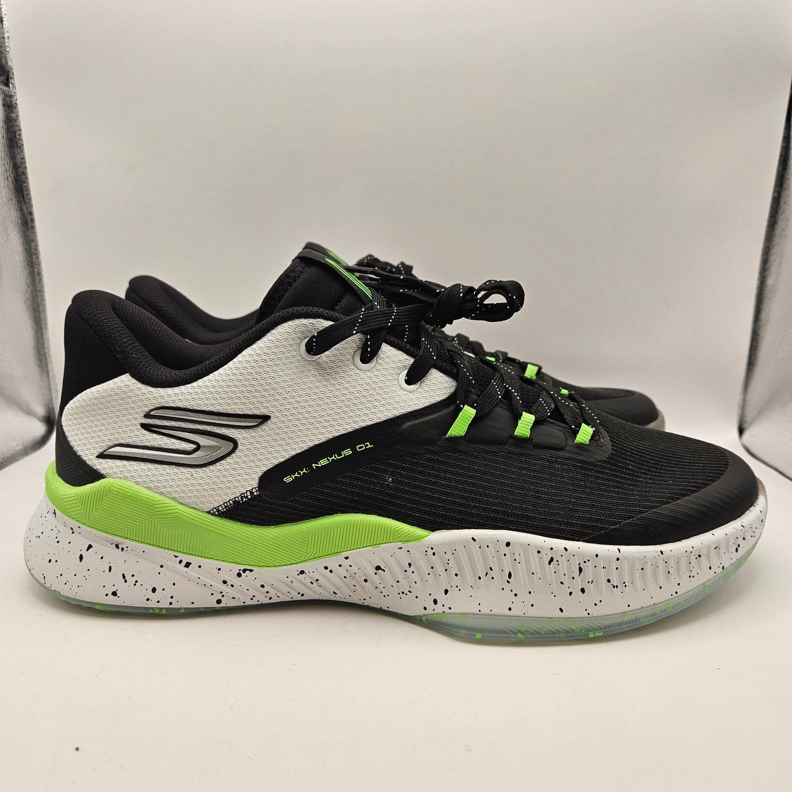 SKECHERS SKX MEN'S 12 NEXUS 02 BLACK GREEN BASKETBALL SHOES 253015 NWOB