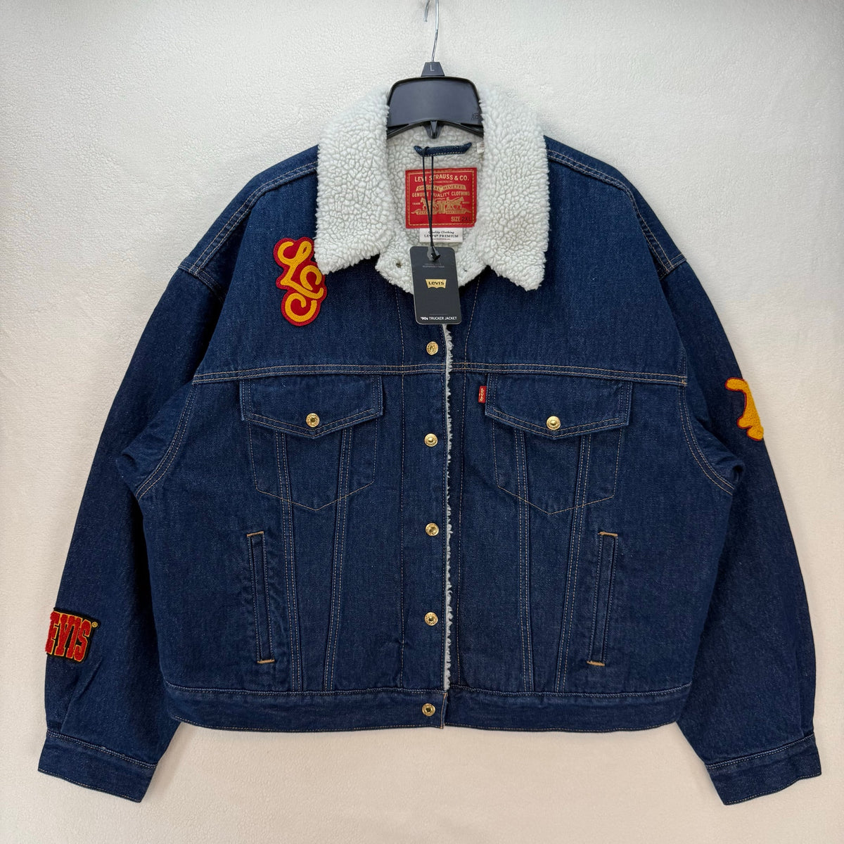 LEVI'S LIMITED ED WOMEN'S 2XL YEAR OF THE RABBIT 90S TRUCKER SHERPA JACKET