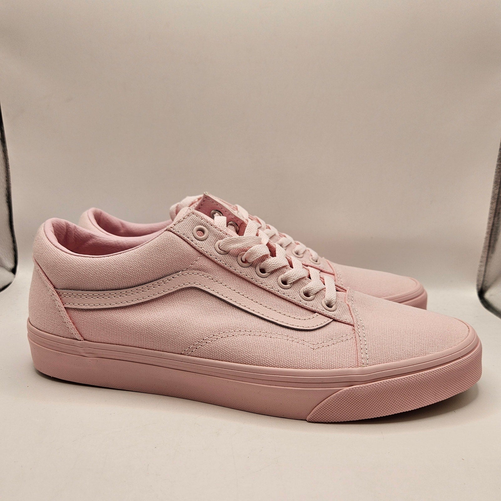 VANS MEN'S 10.5 OLD SKOOL PASTEL MONO PINK LOW TOP SNEAKER NWOB
