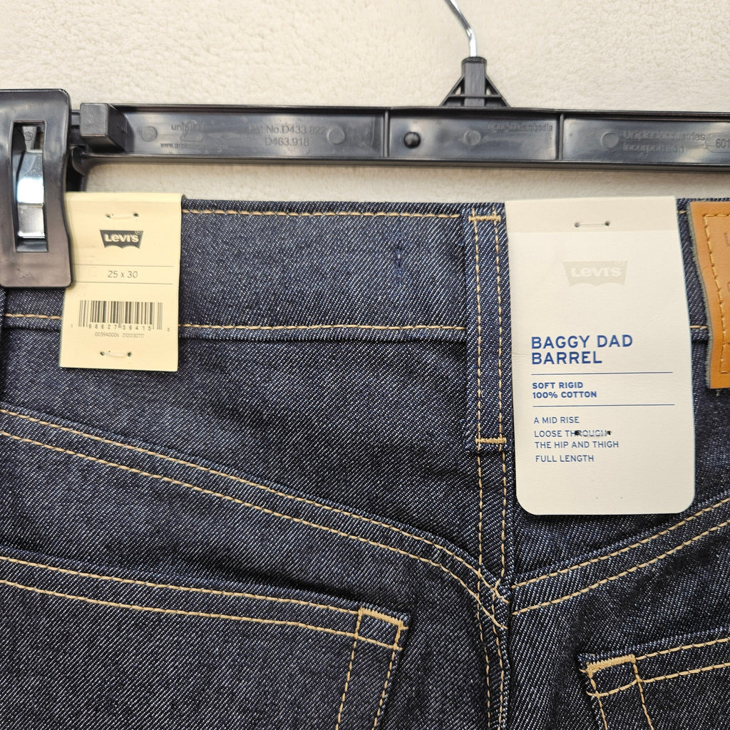 LEVI'S WOMEN'S 25X30 PREMIUM BAGGY DAD BARREL JEANS DARK INDIGO BLUE DENIM NWT