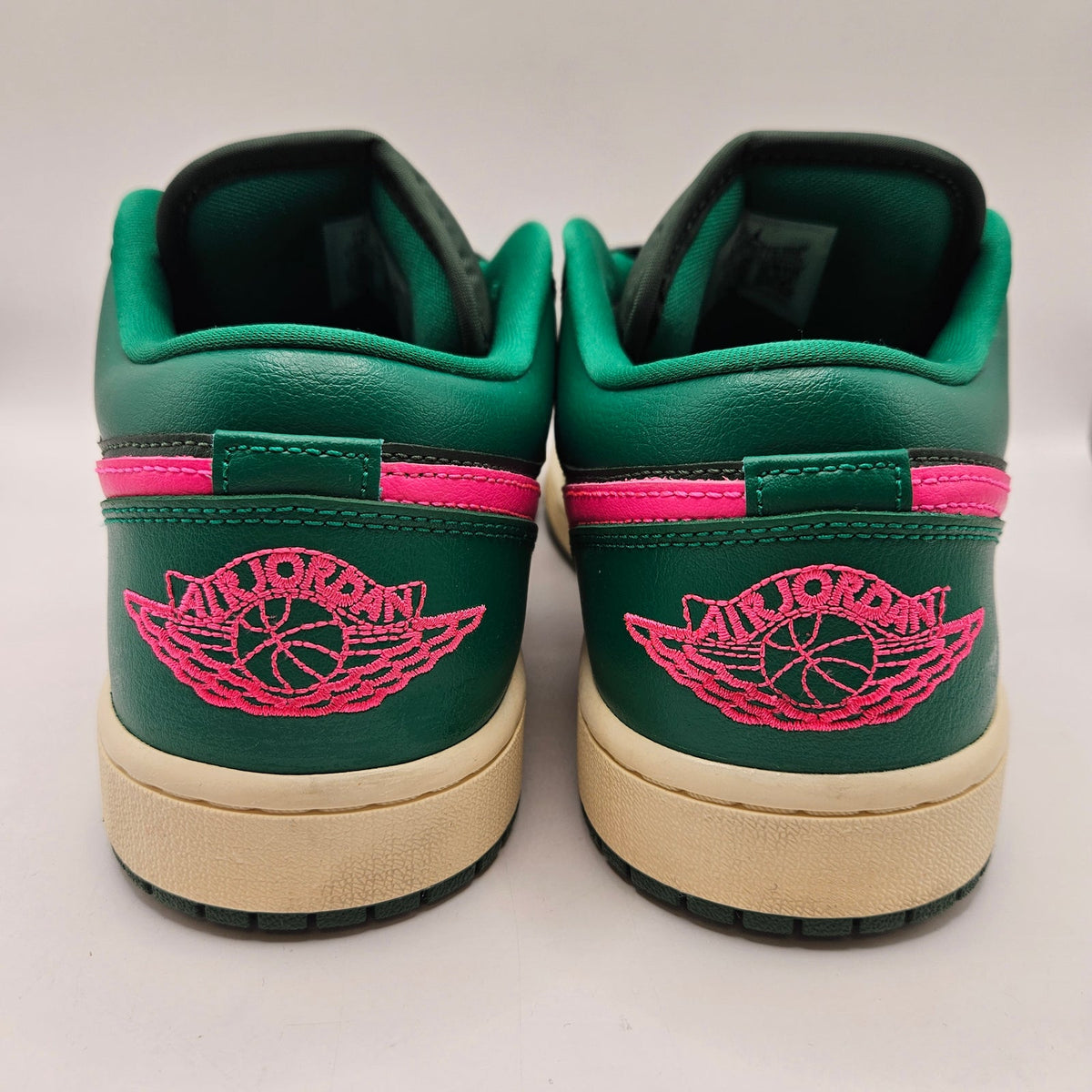 JORDAN WOMEN'S 11 AIR JORDAN 1 LOW MALACHITE FIR PINK BLAST GREEN DC0774-300