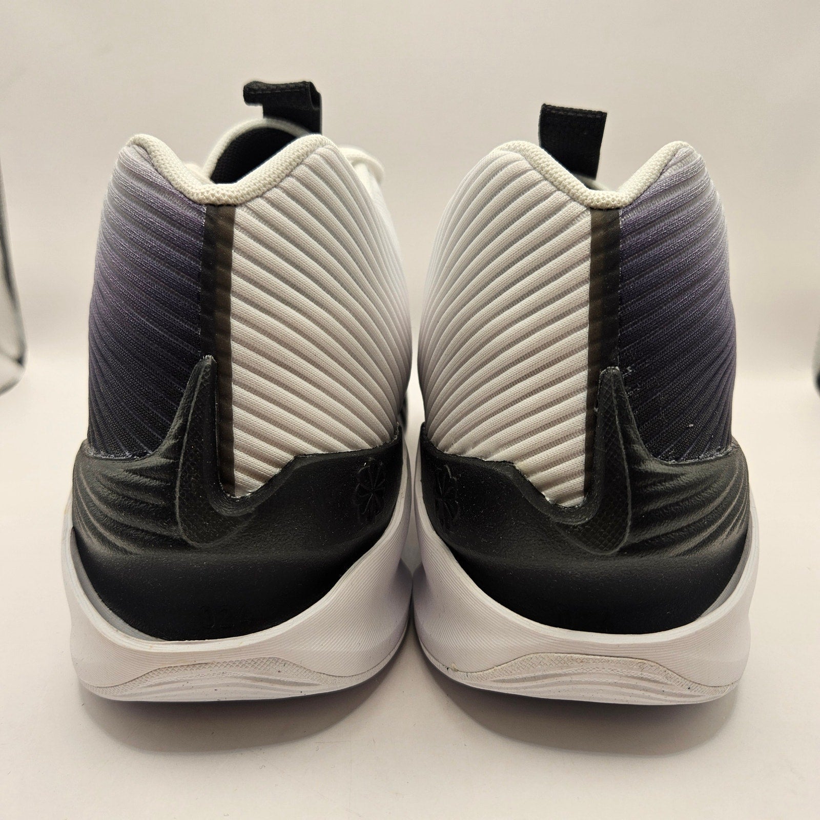 NIKE MEN'S 11 G.T. JUMP ACADEMY WHITE BLACK METALLIC SILVER NWOB FV5524-100 NWOB