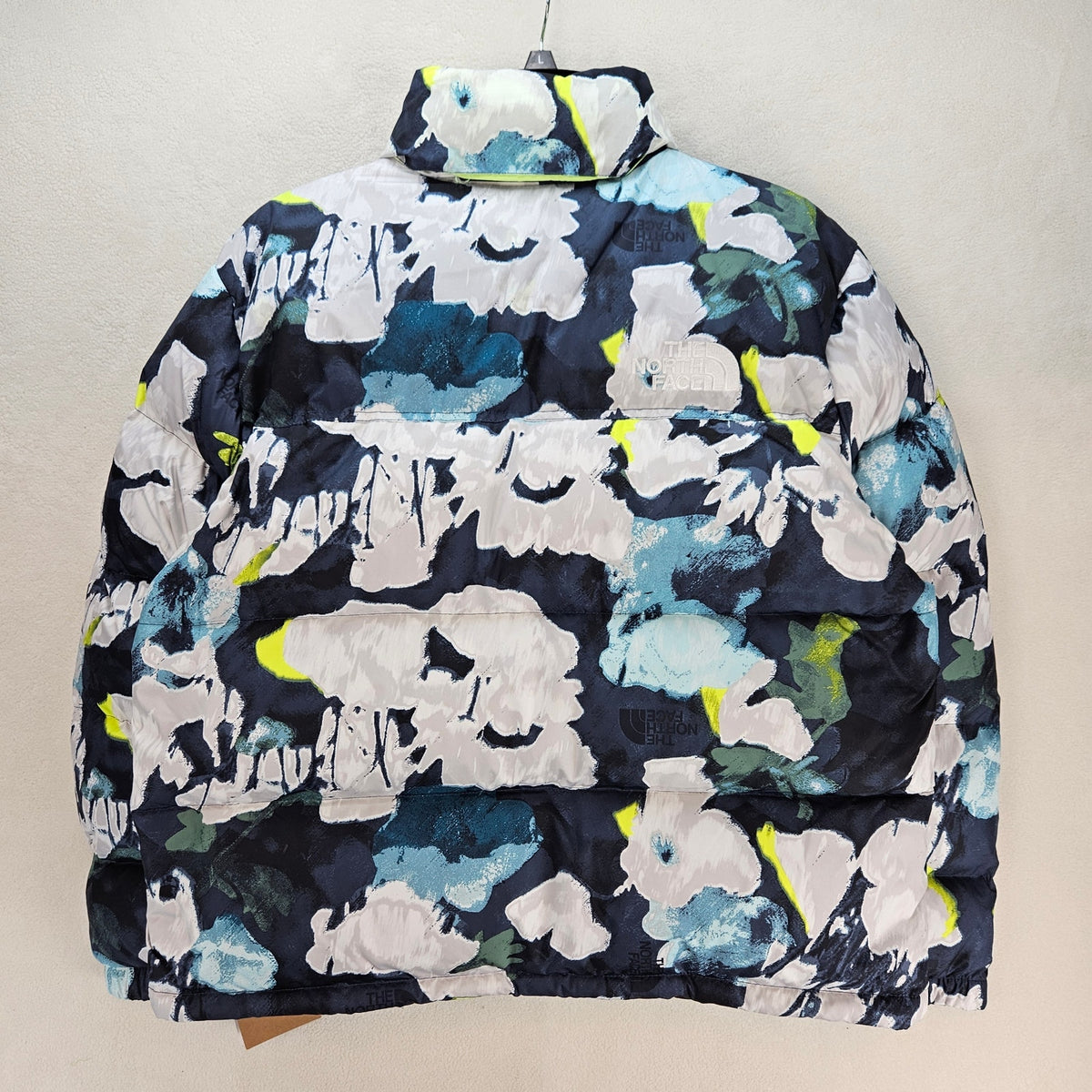 THE NORTH FACE WOMEN'S XL 1996 RETRO NUPTSE JACKET FLORAL PRINT 700FP PUFFER NWT