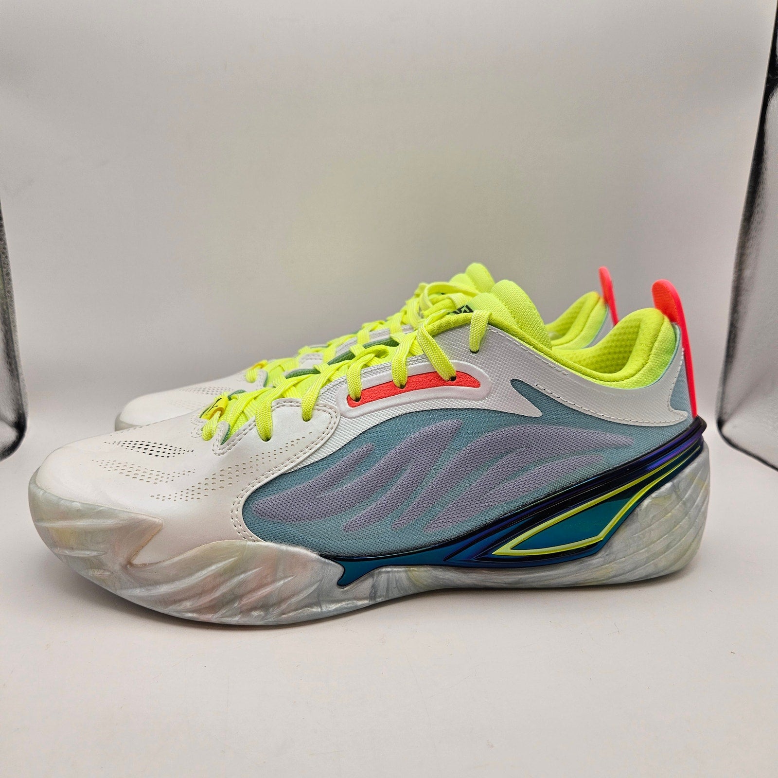 PUMA MEN'S 9.5 ALL-PRO NITRO ELITE BASKETBALL WHITE MULTI-COLOR NWOB 311262-01