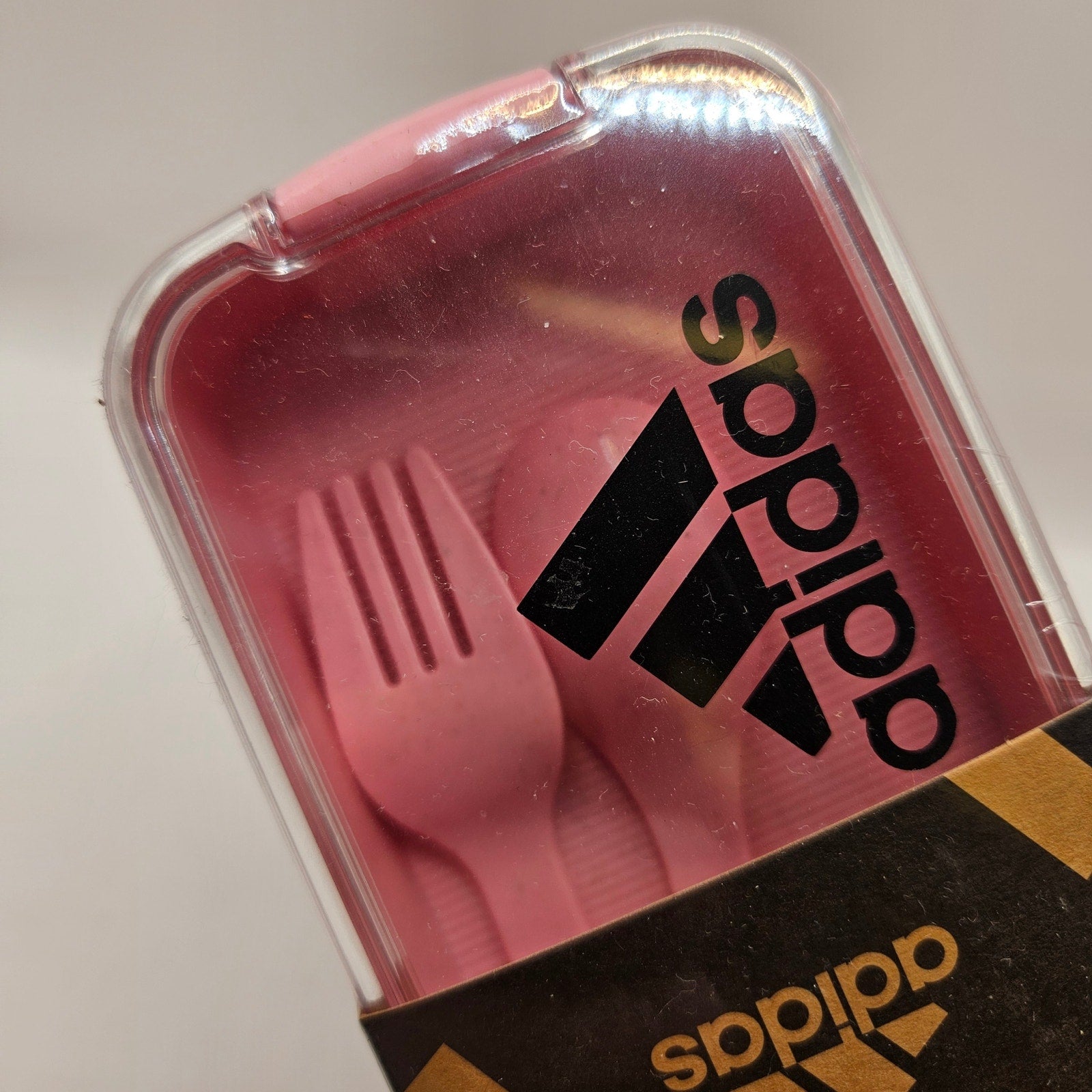 ADIDAS BIODEGRADEABLE MICROWAVEABLE WHEATSTRAW CHILDREN LUNCH BOX NWT