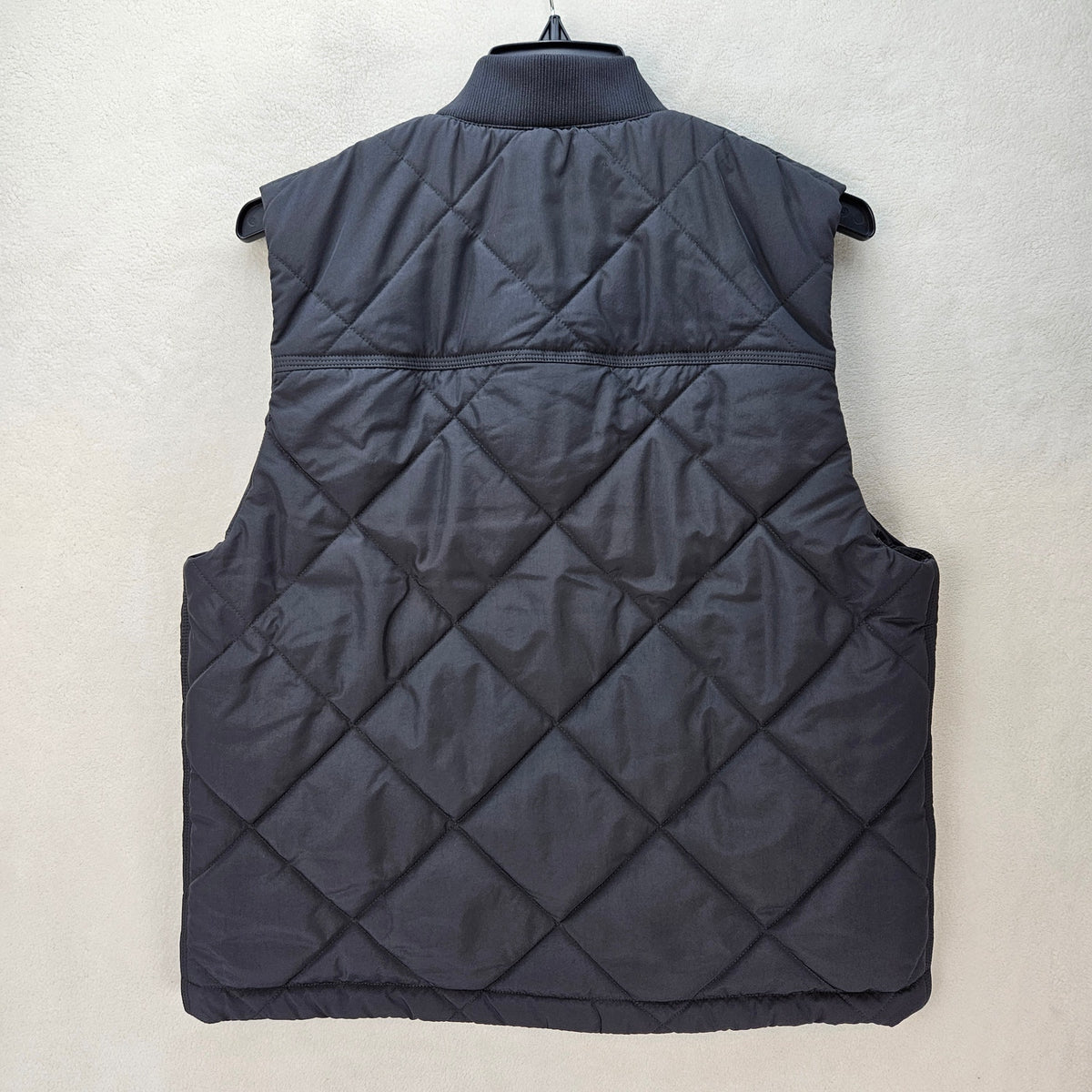 ADIDAS MEN'S SMALL MERCEDES AMG PETRONAS FORMULA 1 DOWN VEST BLACK JX8773