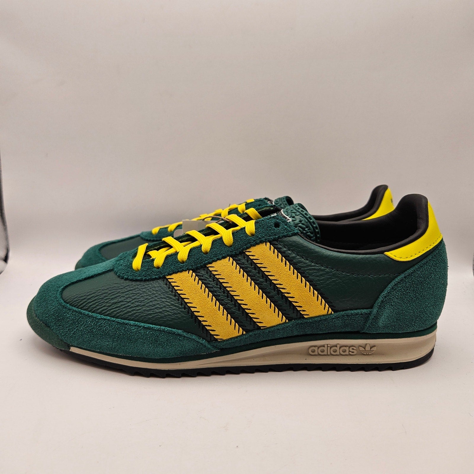 ADIDAS ORIGINALS WOMEN'S 9 COLLEGIATE GREEN SL72 OG LOW TOP SNEAKER JS3984 NWOB
