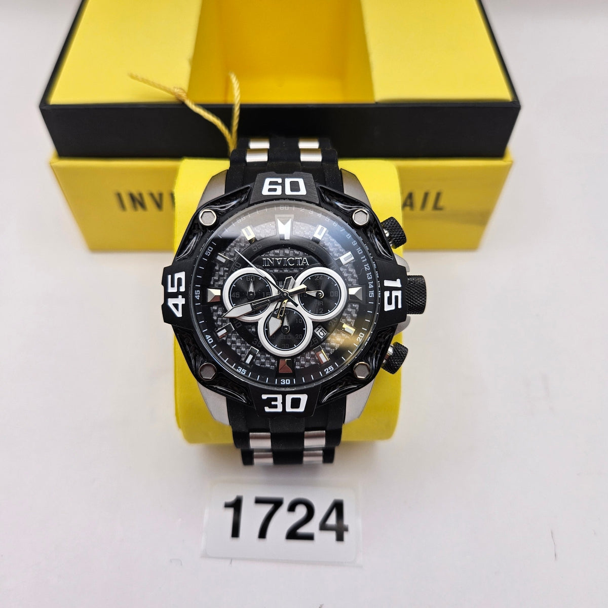 INVICTA 44704 PRO DIVER MEN'S QUARTZ BLACK AND SILVER WATCH
