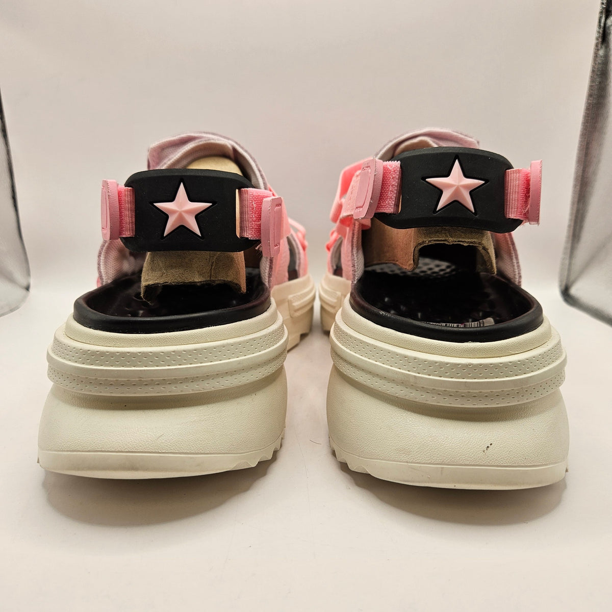 CONVERSE WOMEN'S 12 RUN STAR UTILITY CX PLATFORM SANDAL PINK WHITE A15095C
