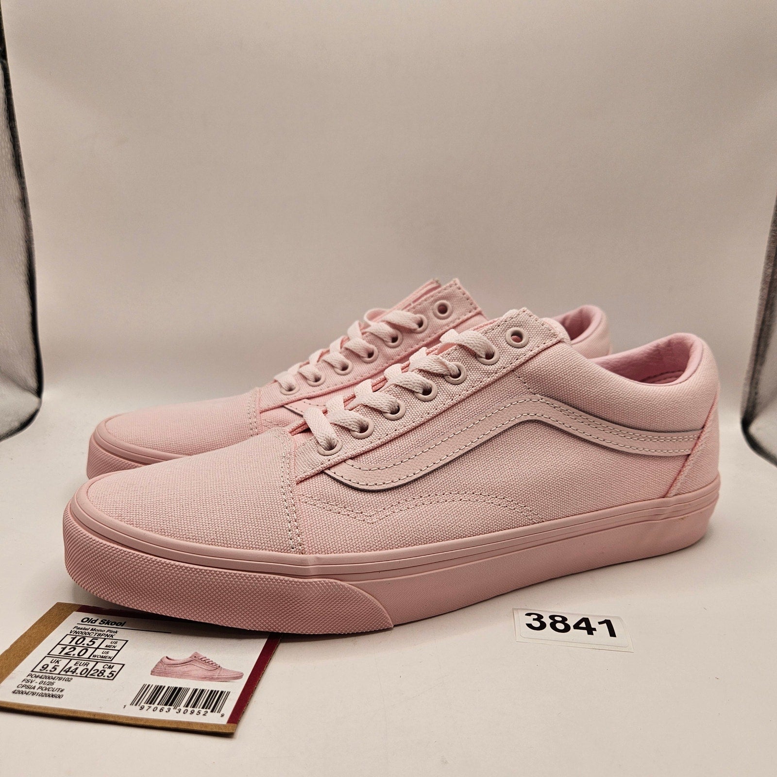 VANS MEN'S 10.5 OLD SKOOL PASTEL MONO PINK LOW TOP SNEAKER NWOB