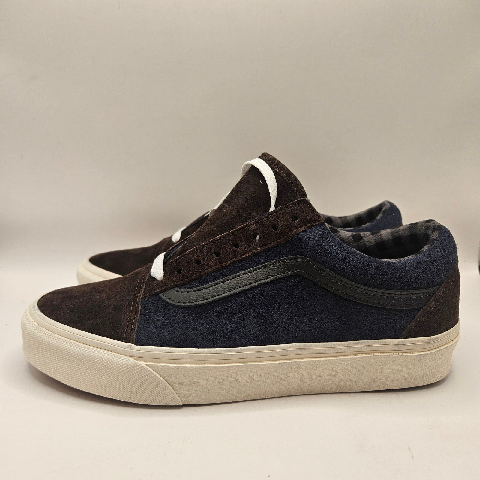 VAN'S M6.5/W8 OLD SKOOL PIG SUEDE NAVY BROWN SNEAKER NWOB