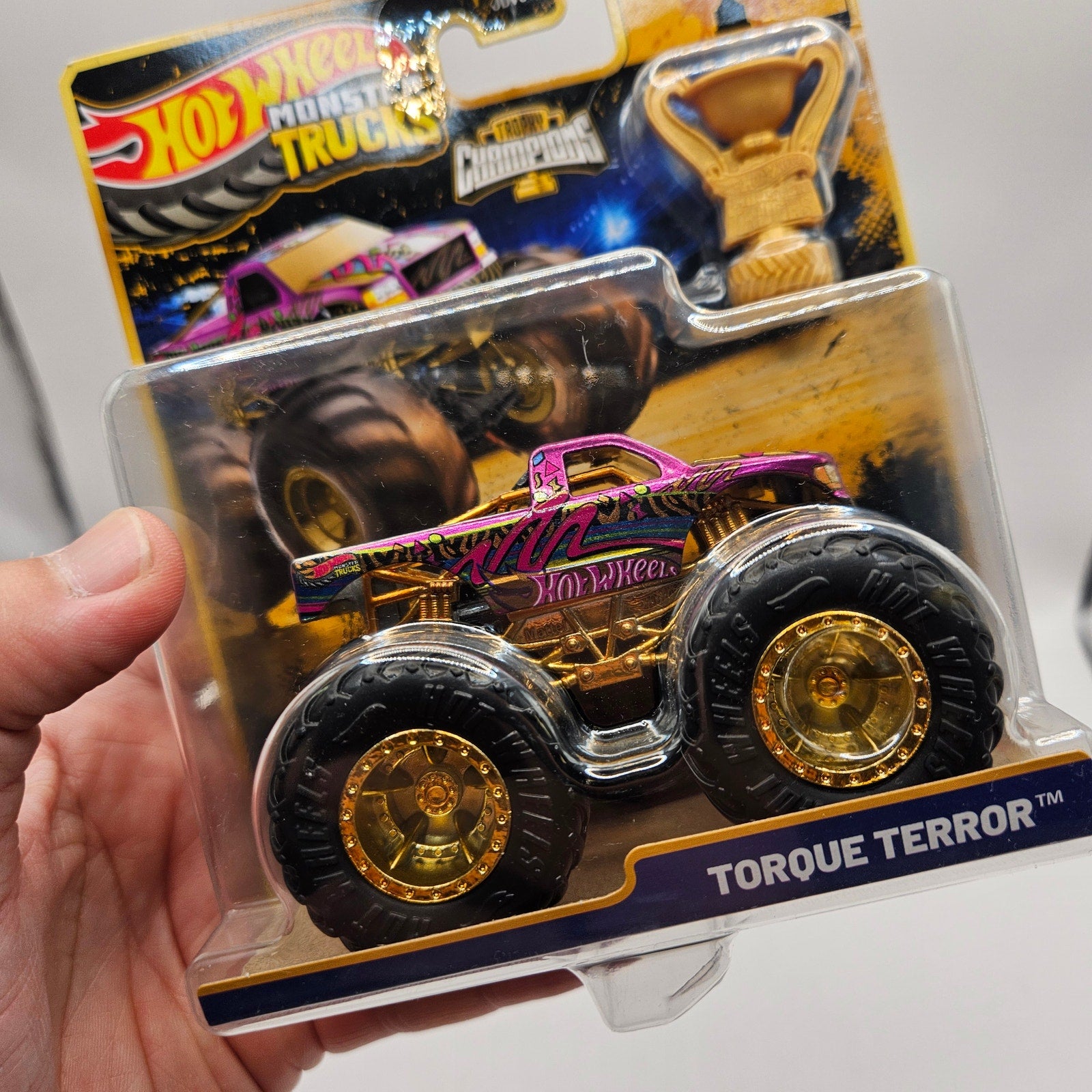 HOT WHEEL MONSTER TRUCKS TROPHY CHAMPION GOLD SERIES LOT OF 3 PIRAN BITE TORQUE