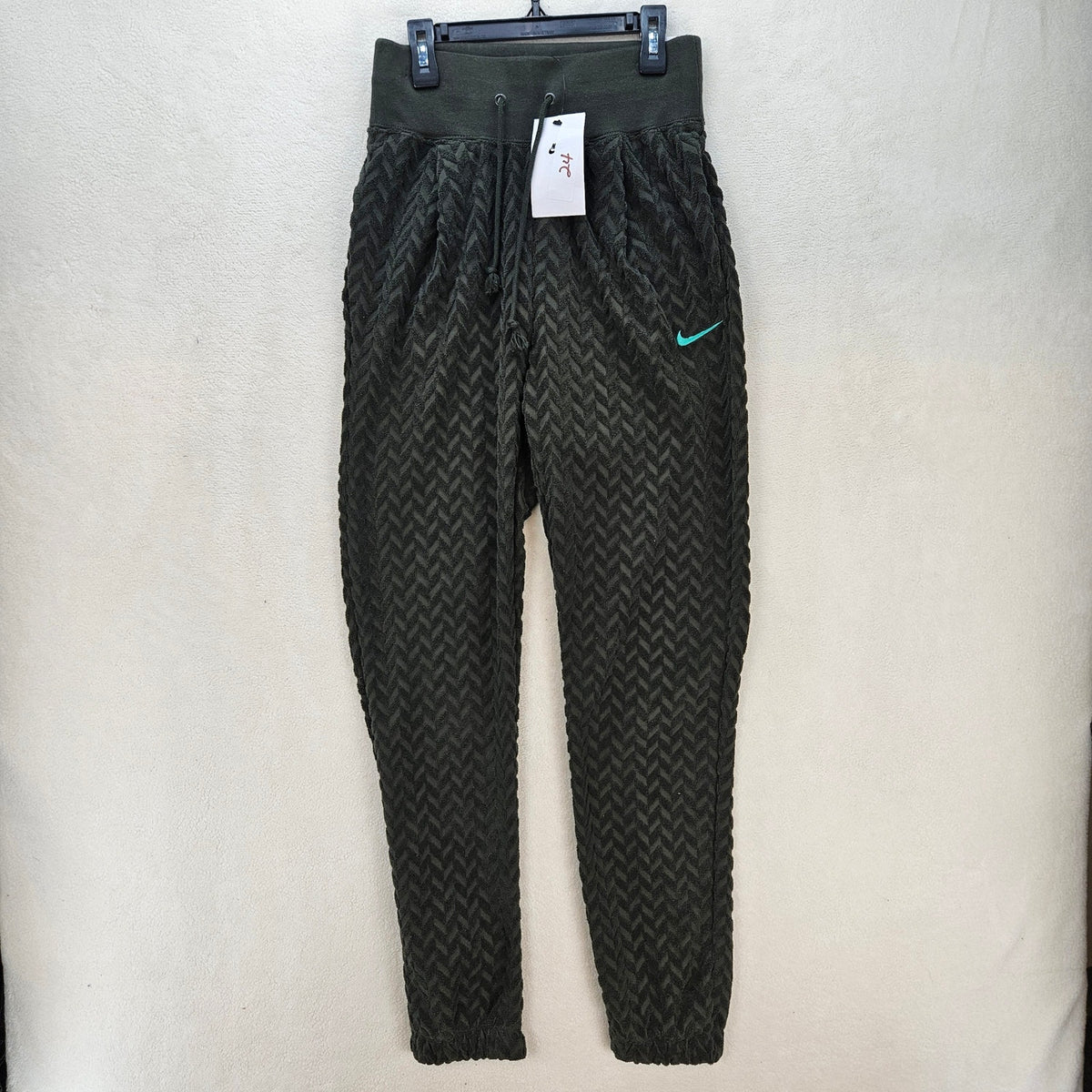 NIKE WOMEN'S XS MODERN EVERYDAY SPORTSWEAR OLIVE GREEN PANTS DR2178-355 NWT
