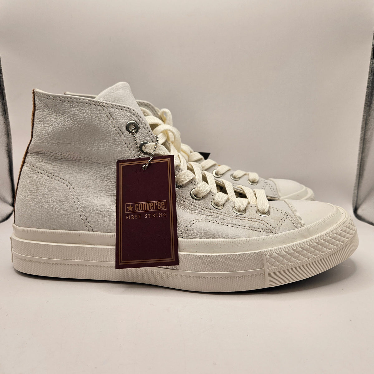 CONVERSE MEN'S 10 FIRST STRING CHUCK TAYLOR PREMIUM LEATHER WHITE HI A14281