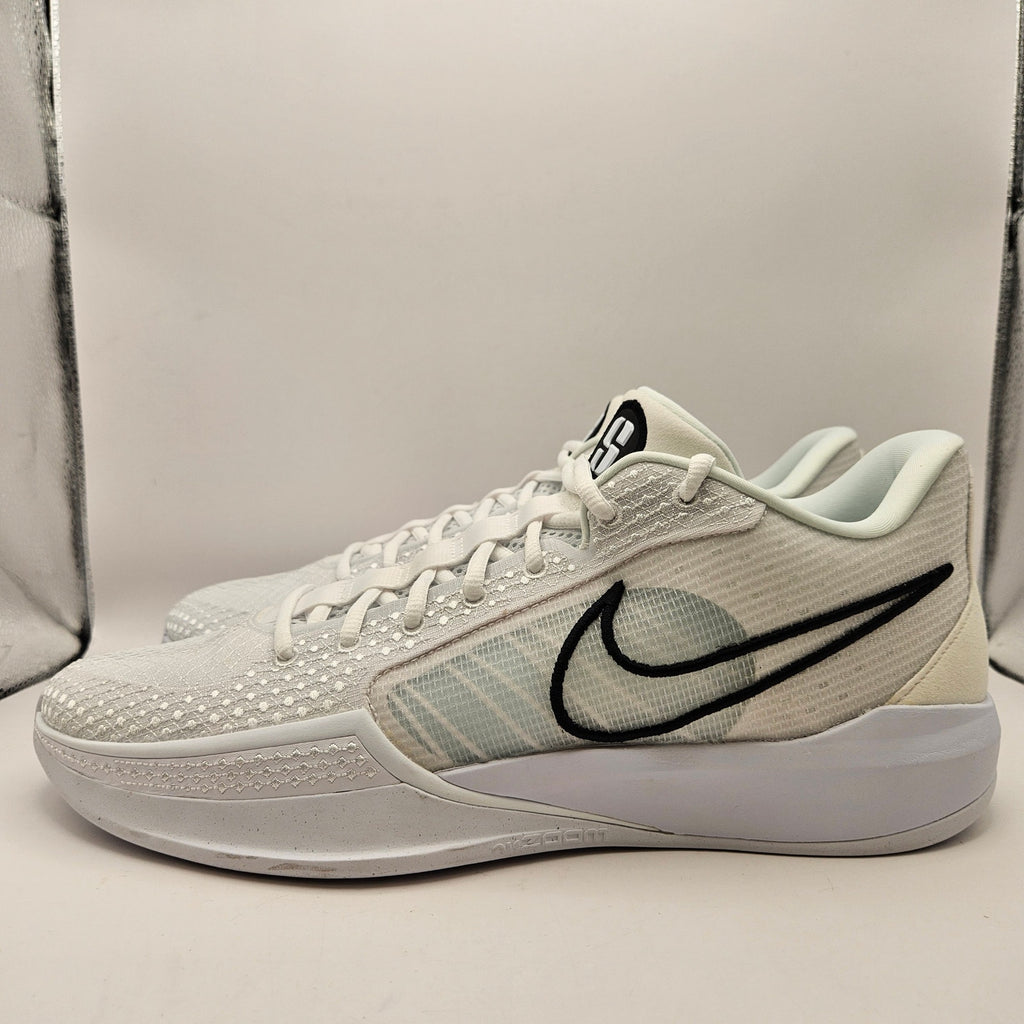 NIKE SABRINA 1 WOMEN'S 14.5(MEN'S 13) TB PROMO WHITE BLACK BASKETBALL SHOES NWOB