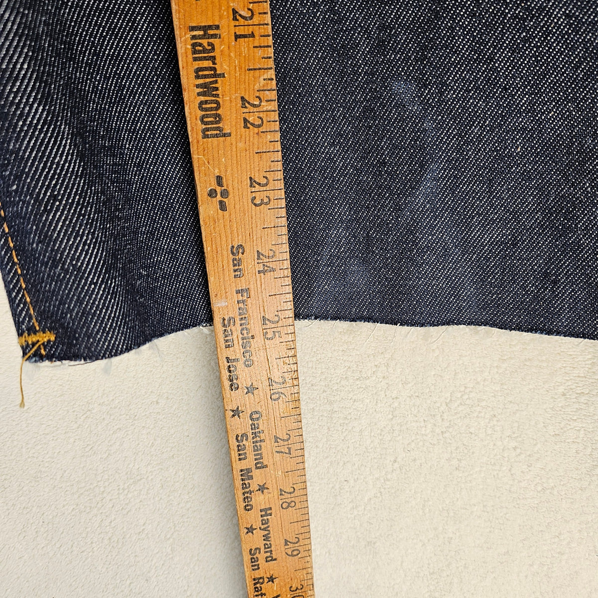 LEVI'S MEN'S 42 ORIGINAL FIT 501 DENIM SHORTS DARK WASH BUTTON FLY RAW HEM NWT