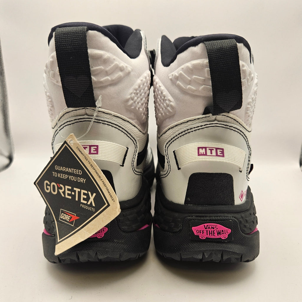 VANS WOMEN'S 8.5 CRESTLINE GORE-TEX MTE BOOTS TOGETHER AS OURSELVES WHITE PINK