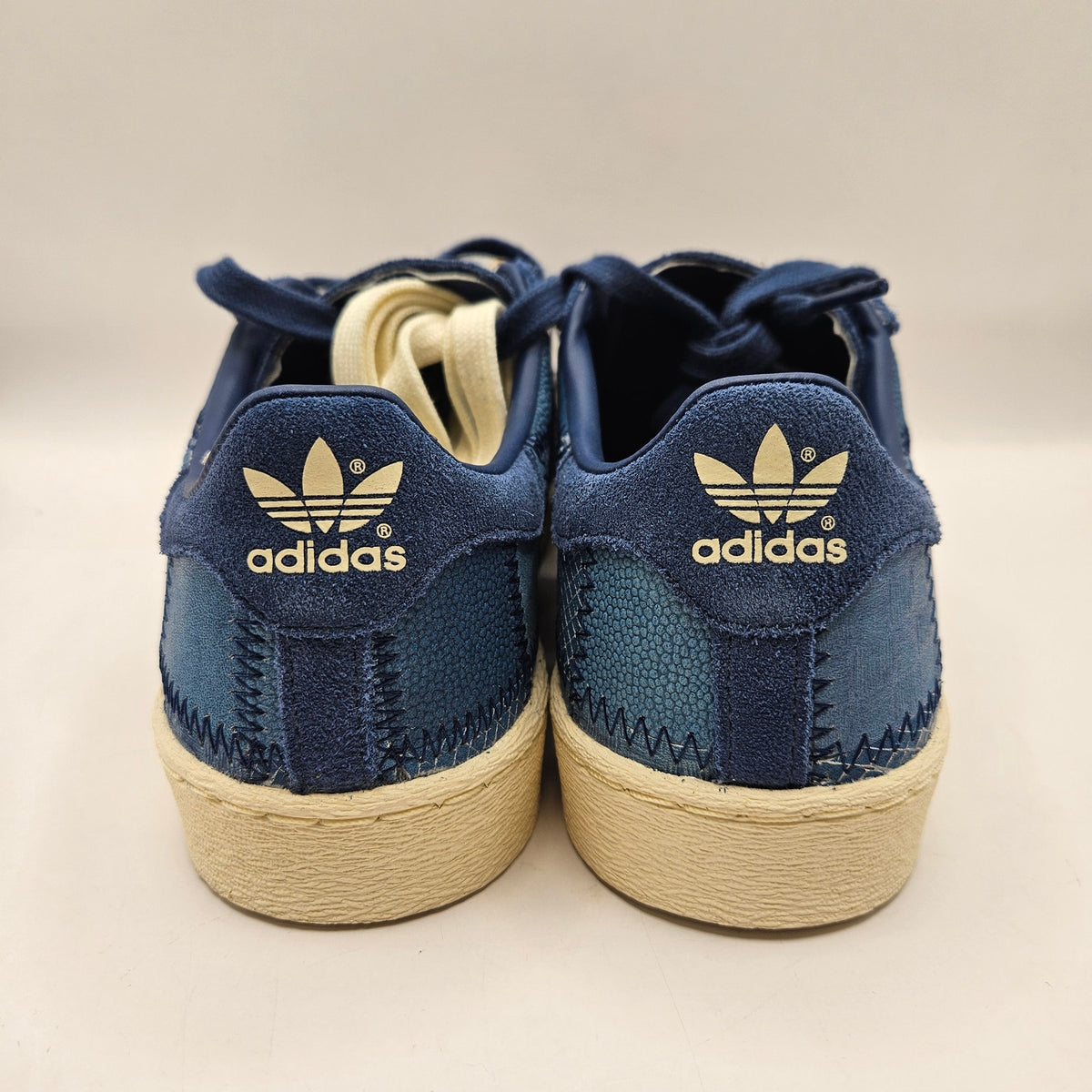 ADIDAS WOMEN'S 7.5 JABBAR LO BLUE CREAM WHITE SUPPLIER COLOUR PATCHWORK JS5021