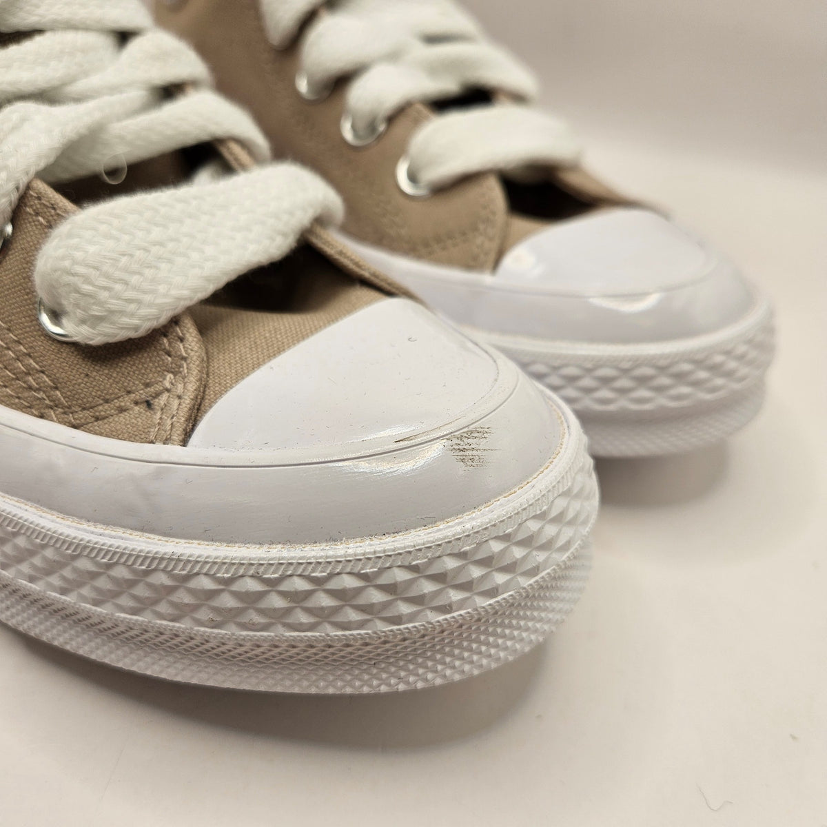 CONVERSE WOMEN'S 7.5 CHUCK 70 TRANSLUCENT PATCH HI SNEAKER PAPYRUS DUNE A13430C
