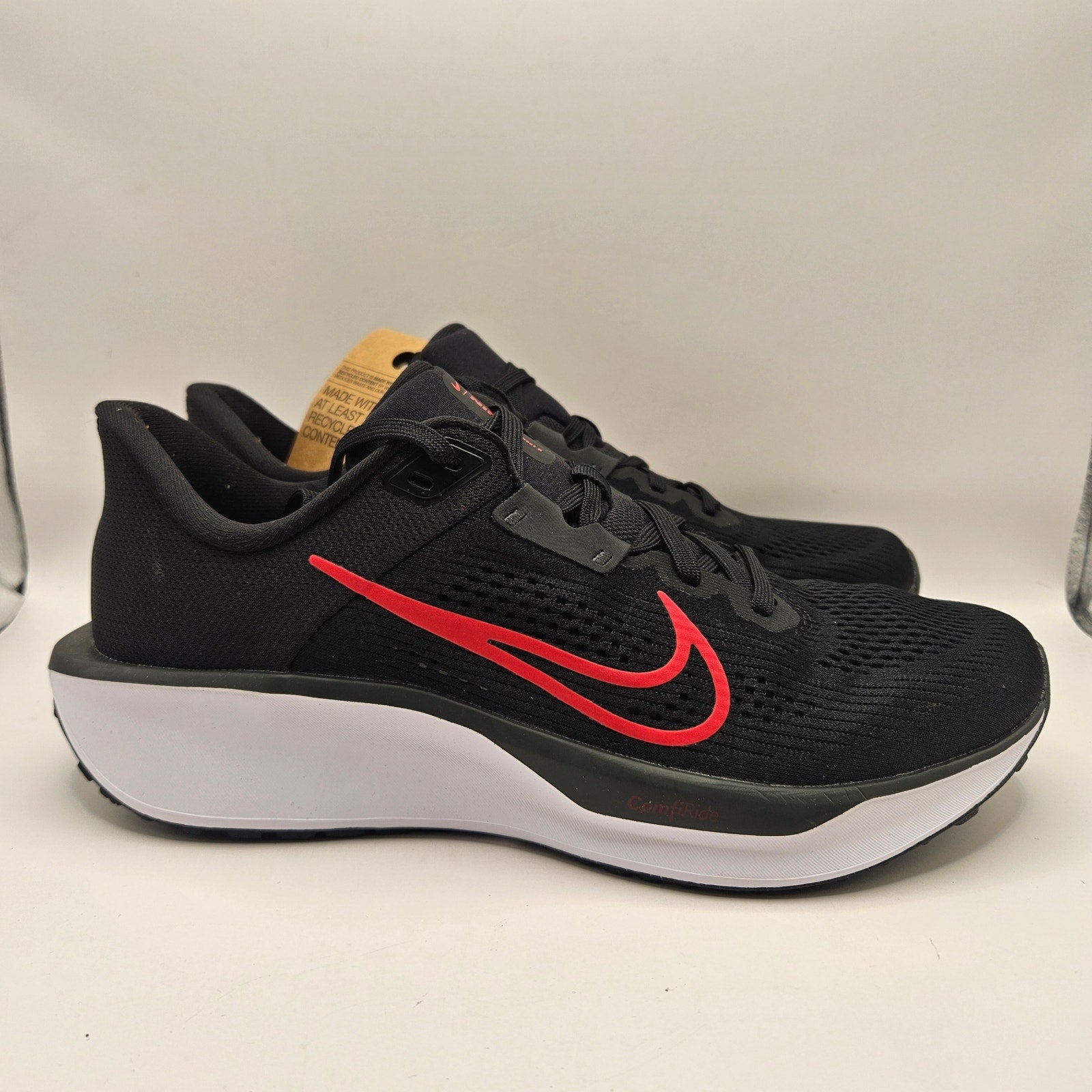 NIKE MEN'S 8.5 QUEST 6 BLACK WHITE UNIVERSITY RED FD6033-011 NWOB