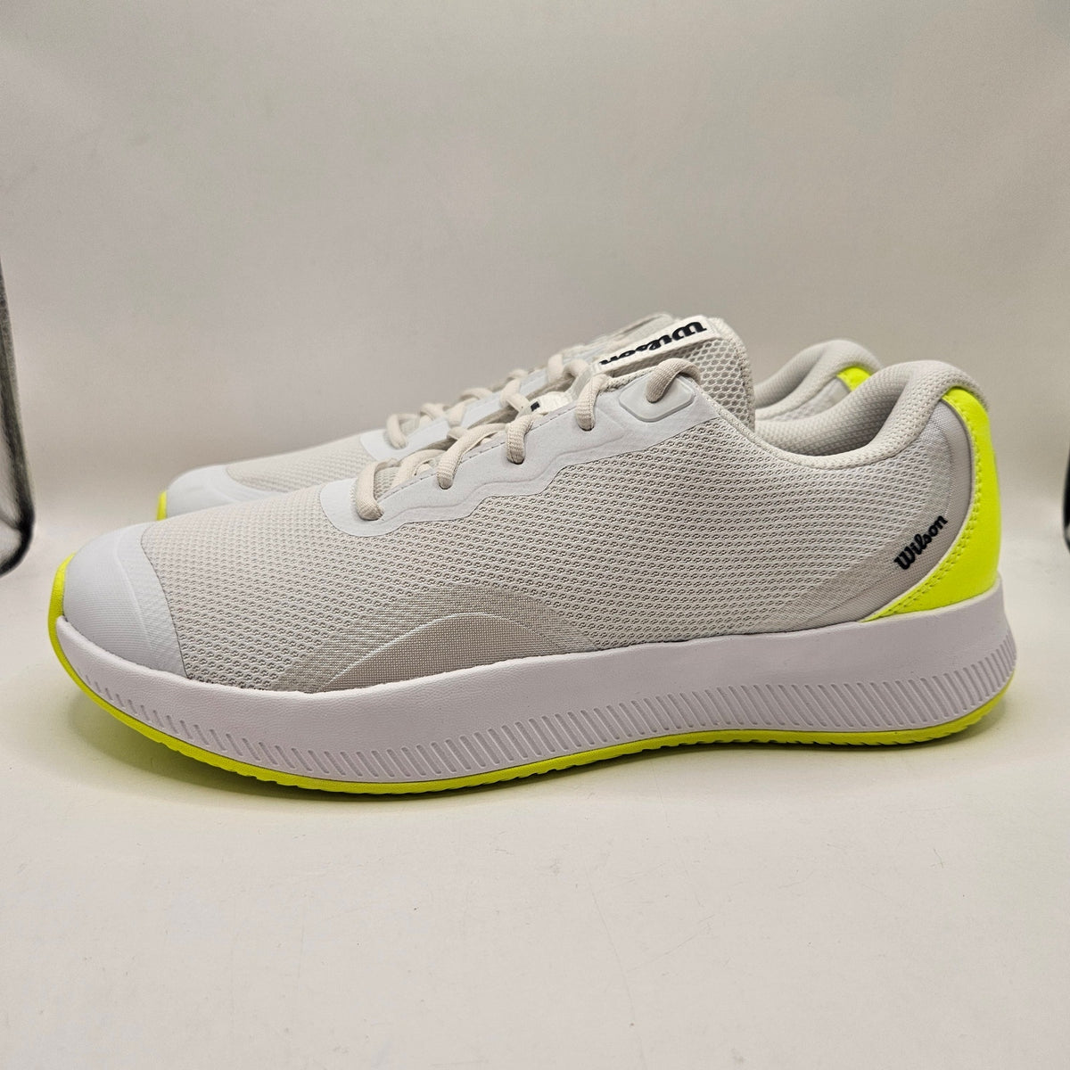 WILSON WOMEN'S 9.5 INTRIGUE LITE OZ TENNIS SHOES WHITE YELLOW NWOB WRS335830