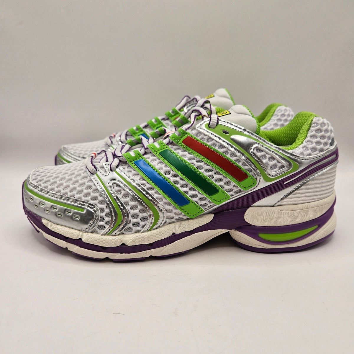 ADIDAS KIDS 5.5 ADISTAR CONTROL 5 TOY STORY WHITE SLIME SILVER